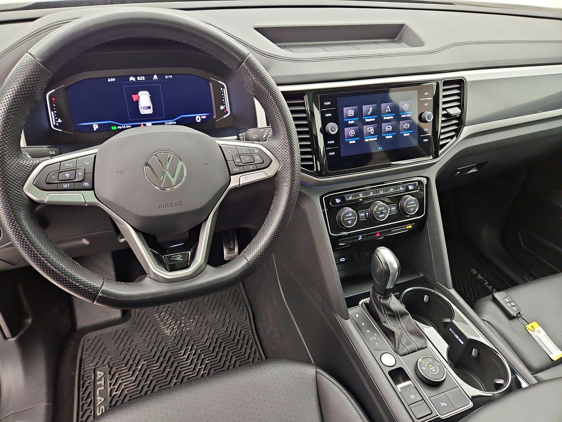 Thumbnail: 2023 Volkswagen Atlas - 9