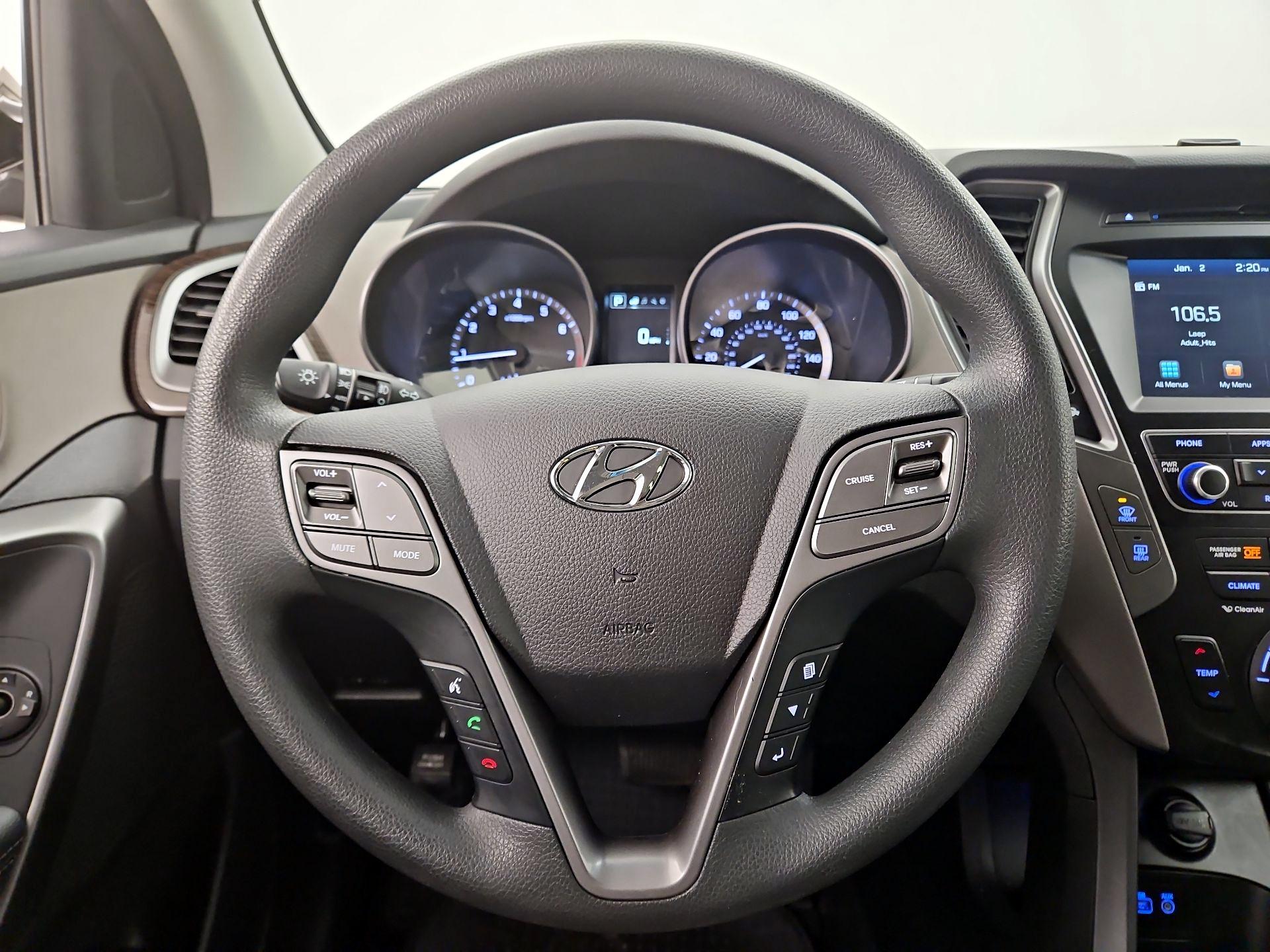 Thumbnail: 2018 Hyundai Santa Fe - 10