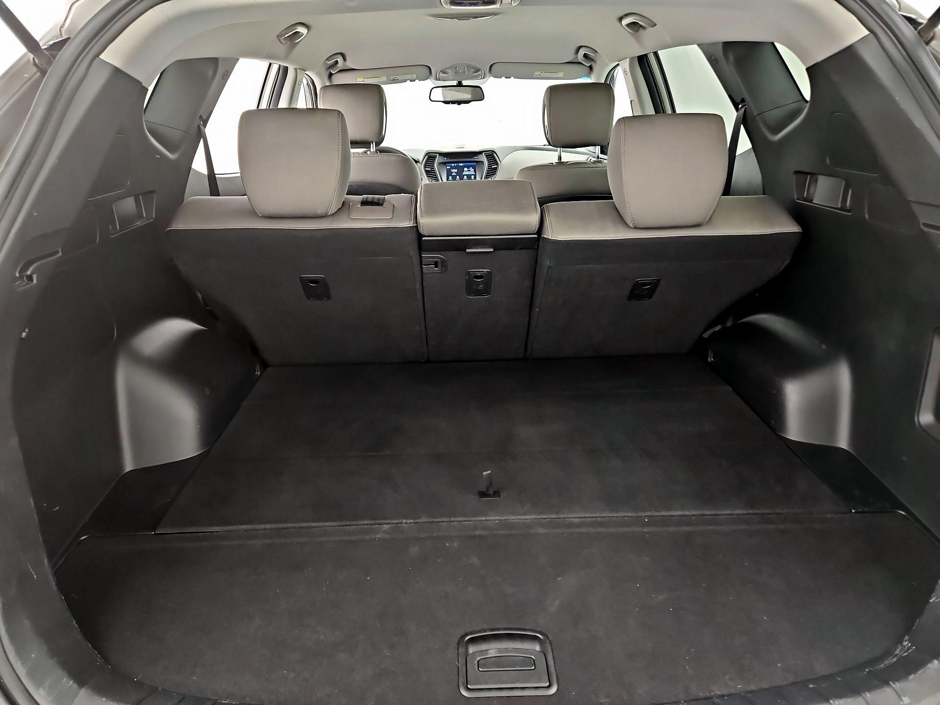 Thumbnail: 2018 Hyundai Santa Fe - 20