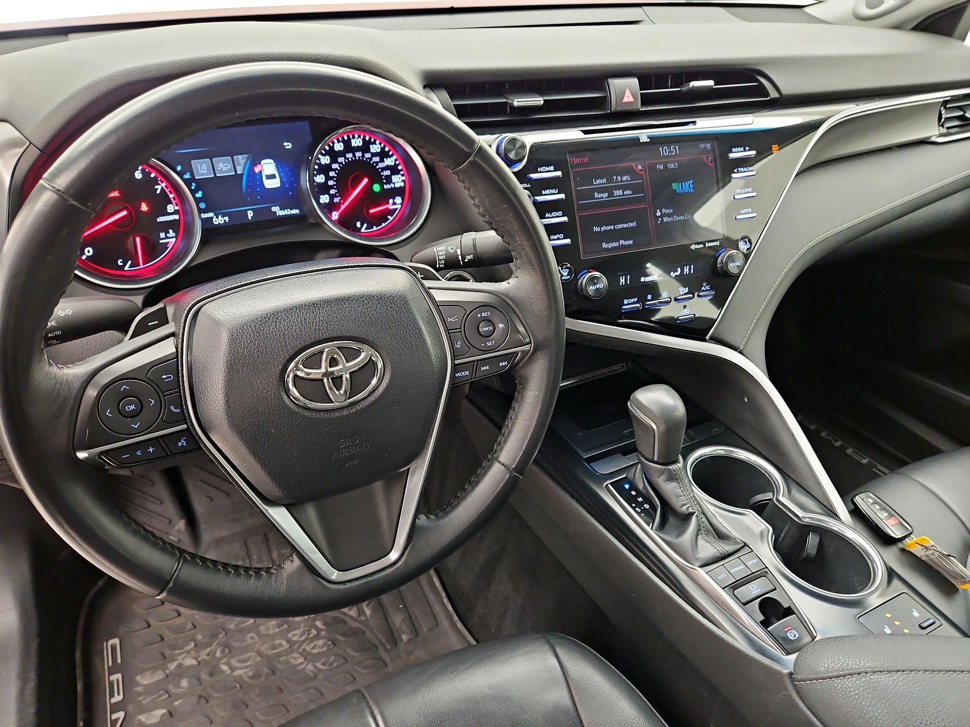 Thumbnail: 2018 Toyota Camry - 9