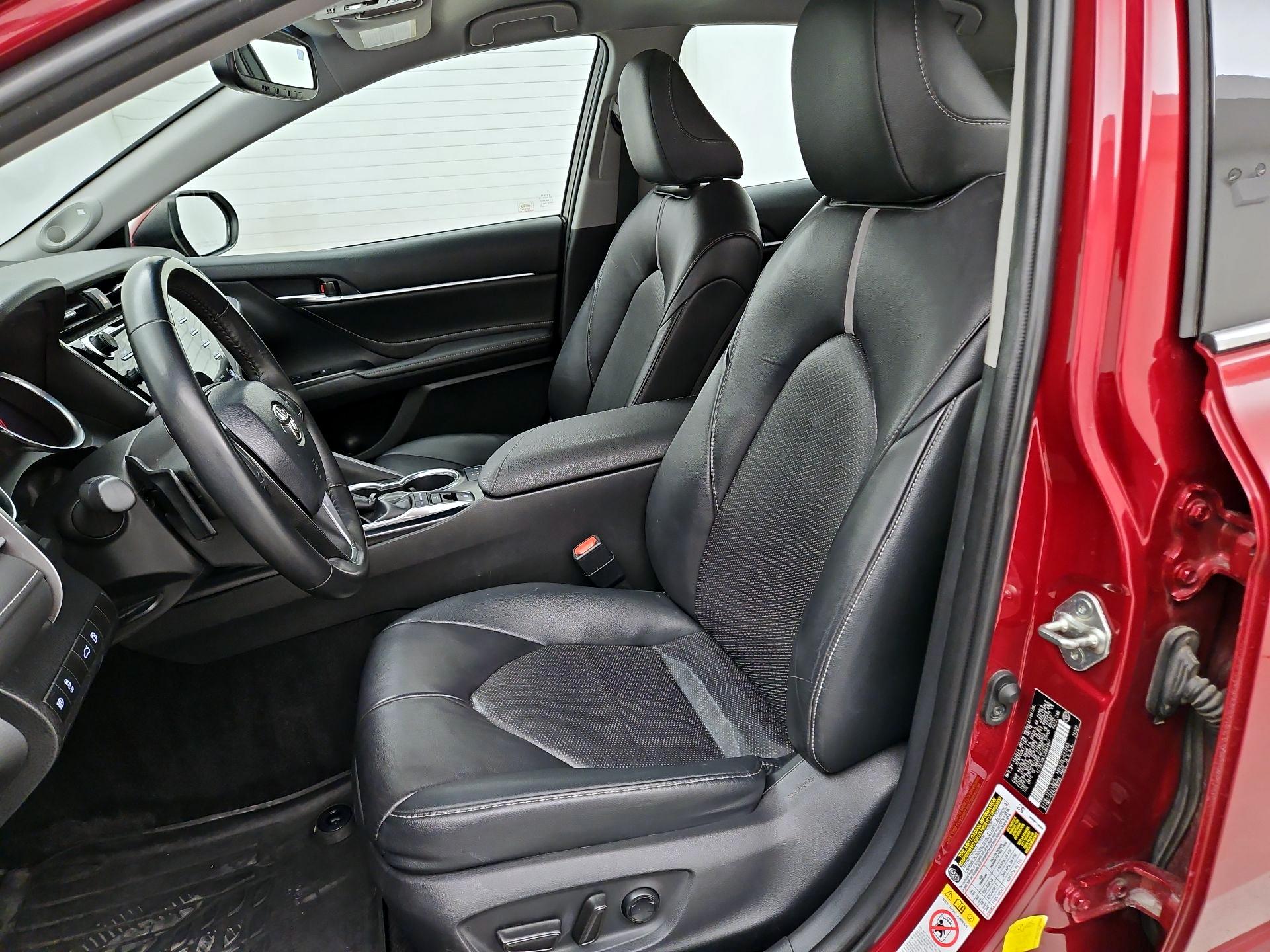 Thumbnail: 2018 Toyota Camry - 11