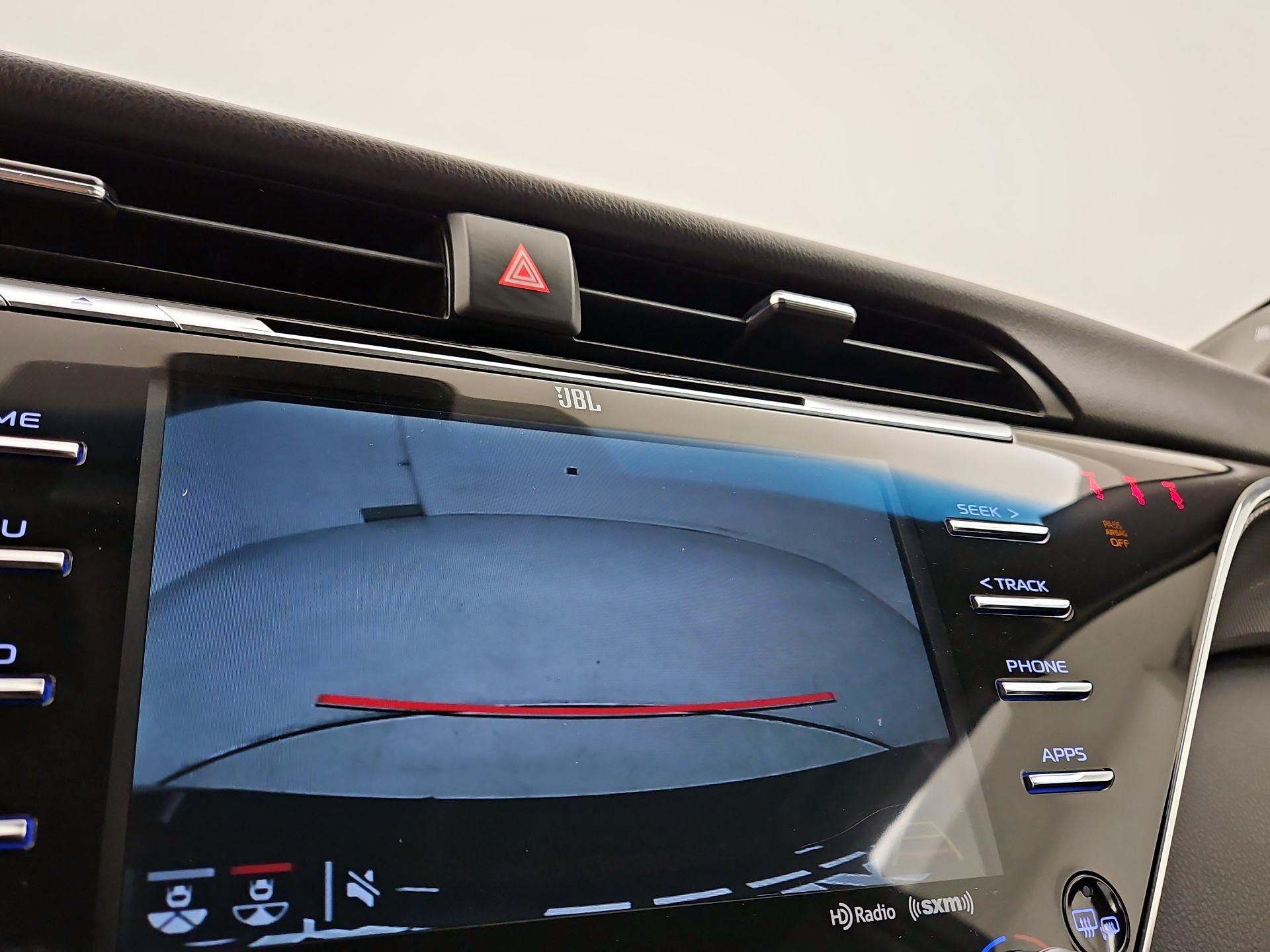 Thumbnail: 2018 Toyota Camry - 14