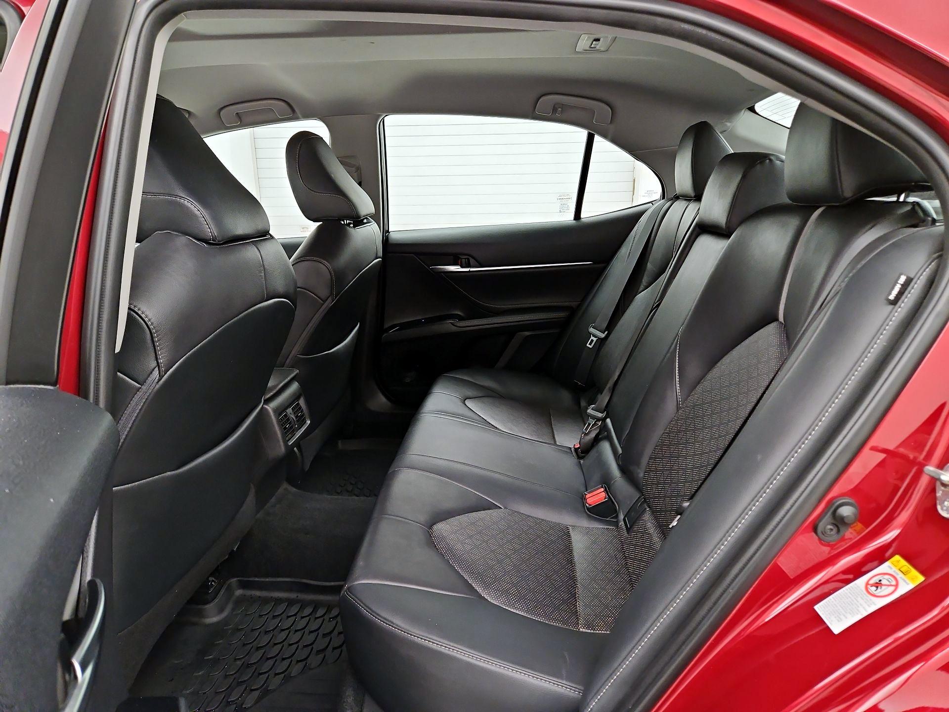 Thumbnail: 2018 Toyota Camry - 19