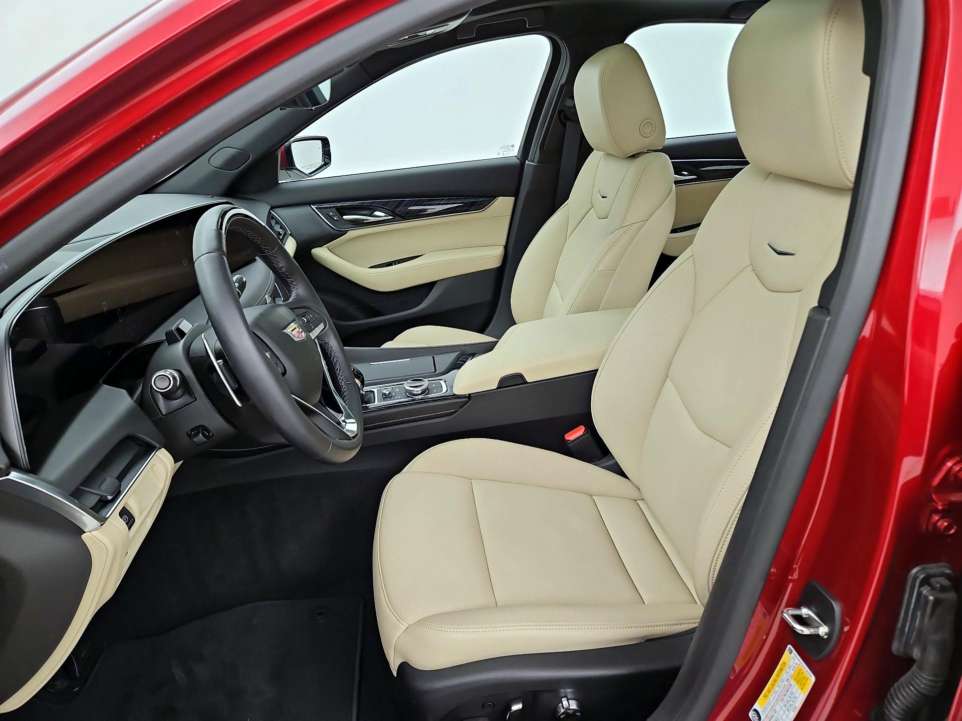 Thumbnail: 2025 Cadillac CT5 - 11