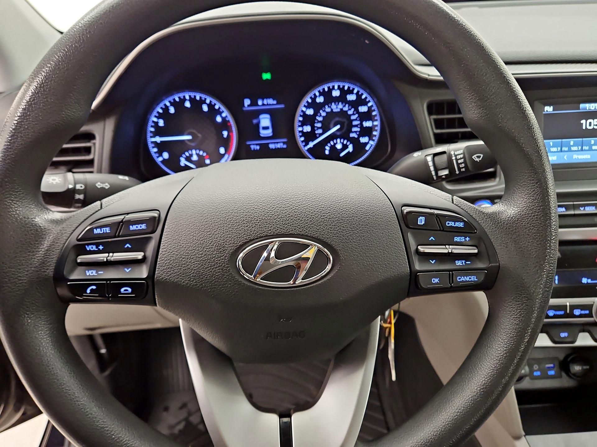 Thumbnail: 2020 Hyundai Elantra - 10