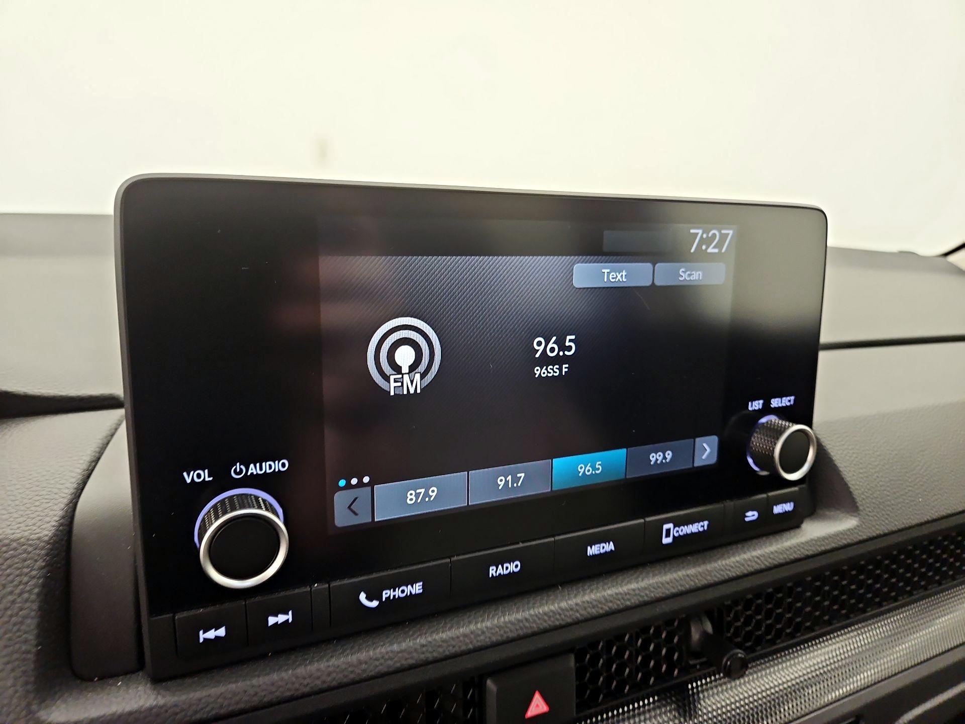 Thumbnail: 2023 Honda CR-V - 15