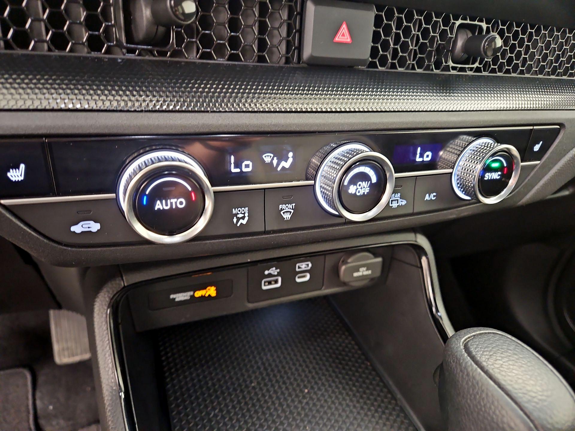 Thumbnail: 2023 Honda CR-V - 16