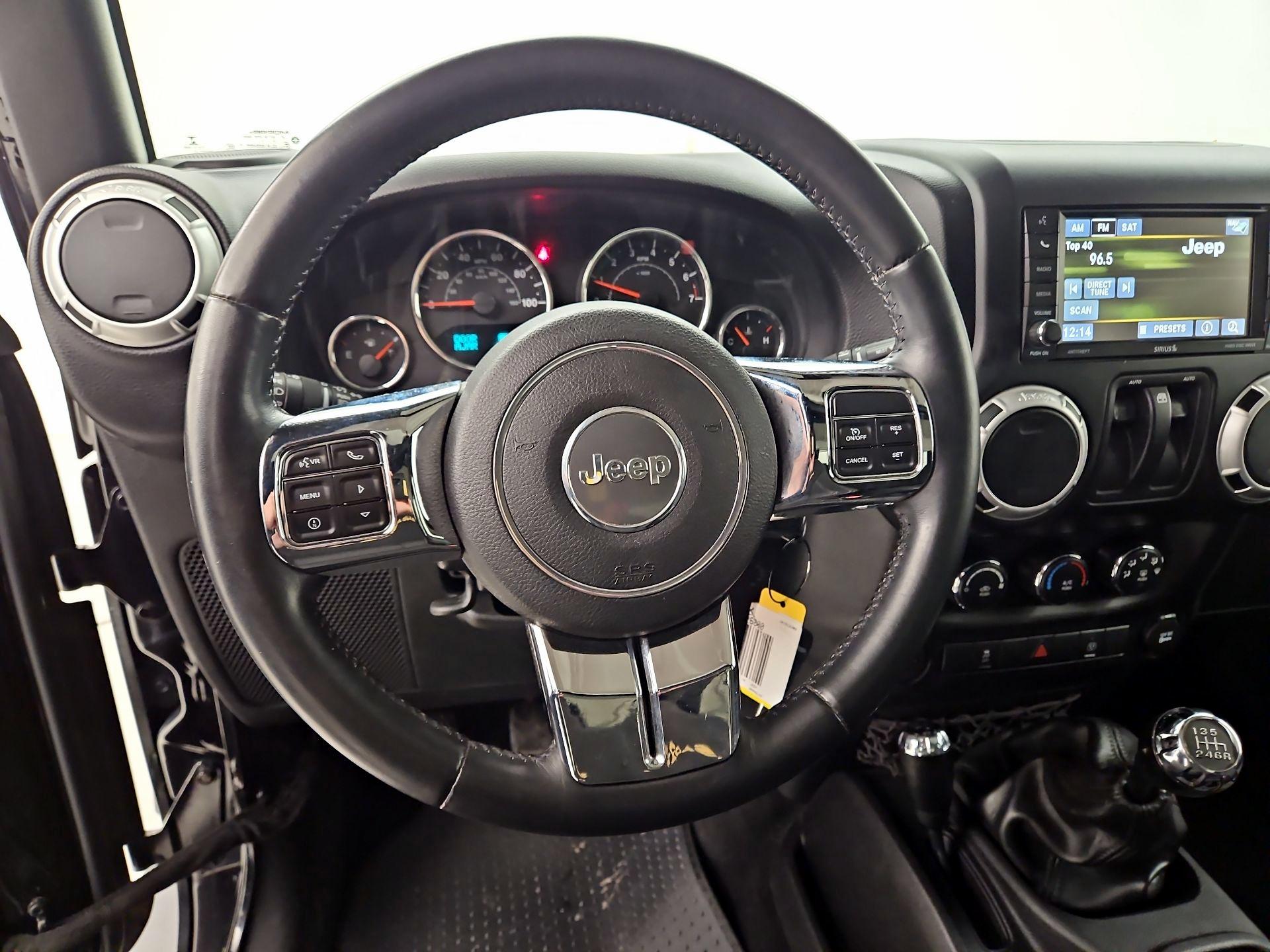 Thumbnail: 2016 Jeep Wrangler - 10