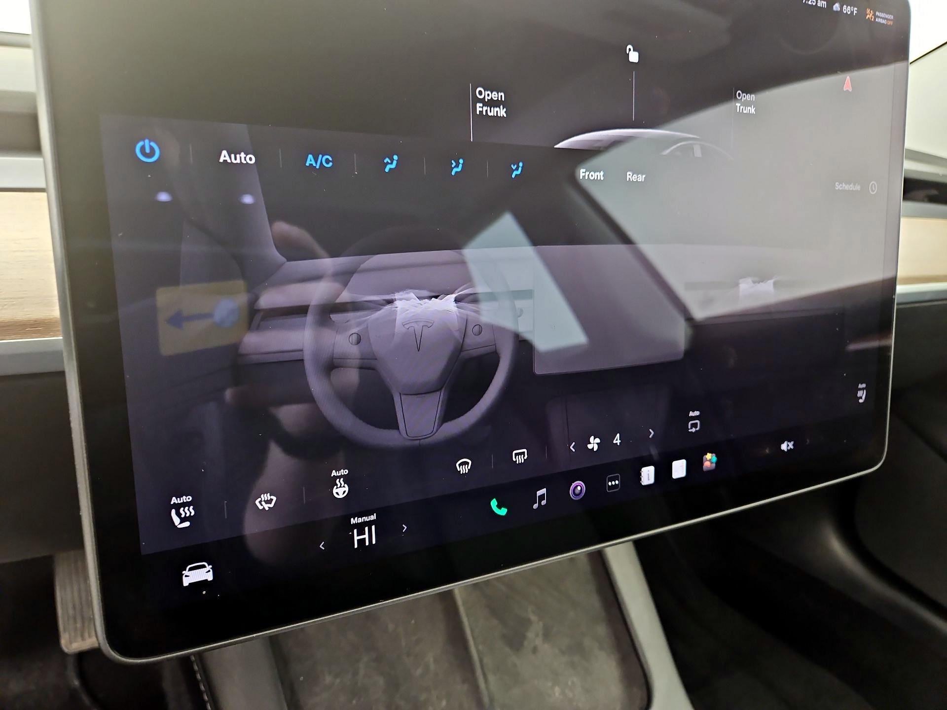 Thumbnail: 2022 Tesla Model 3 - 16