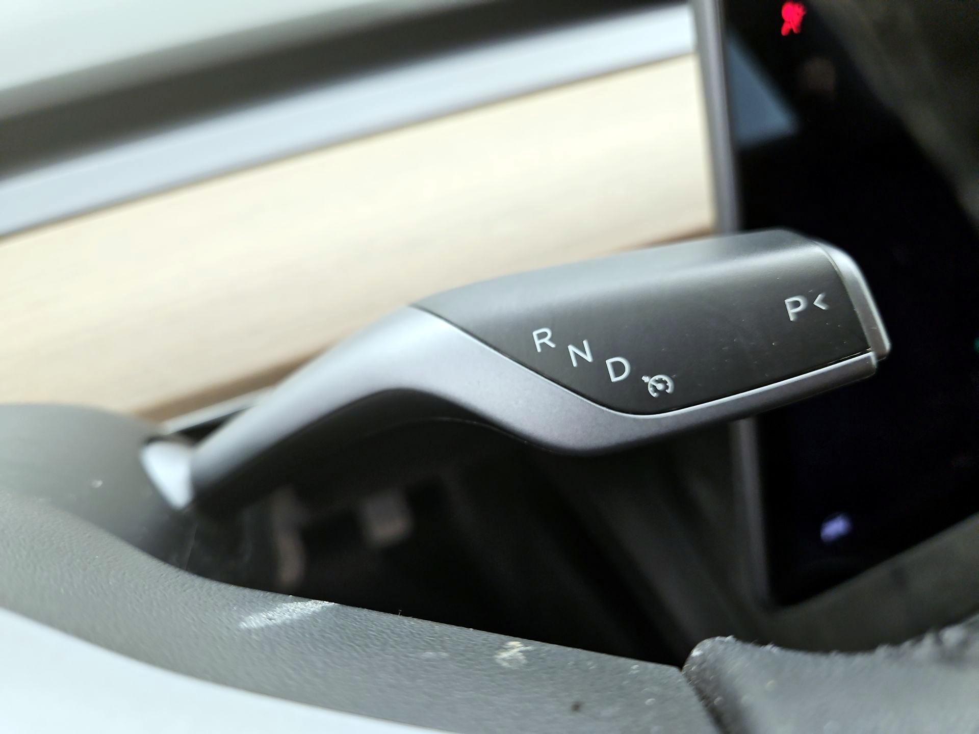 Thumbnail: 2022 Tesla Model 3 - 17