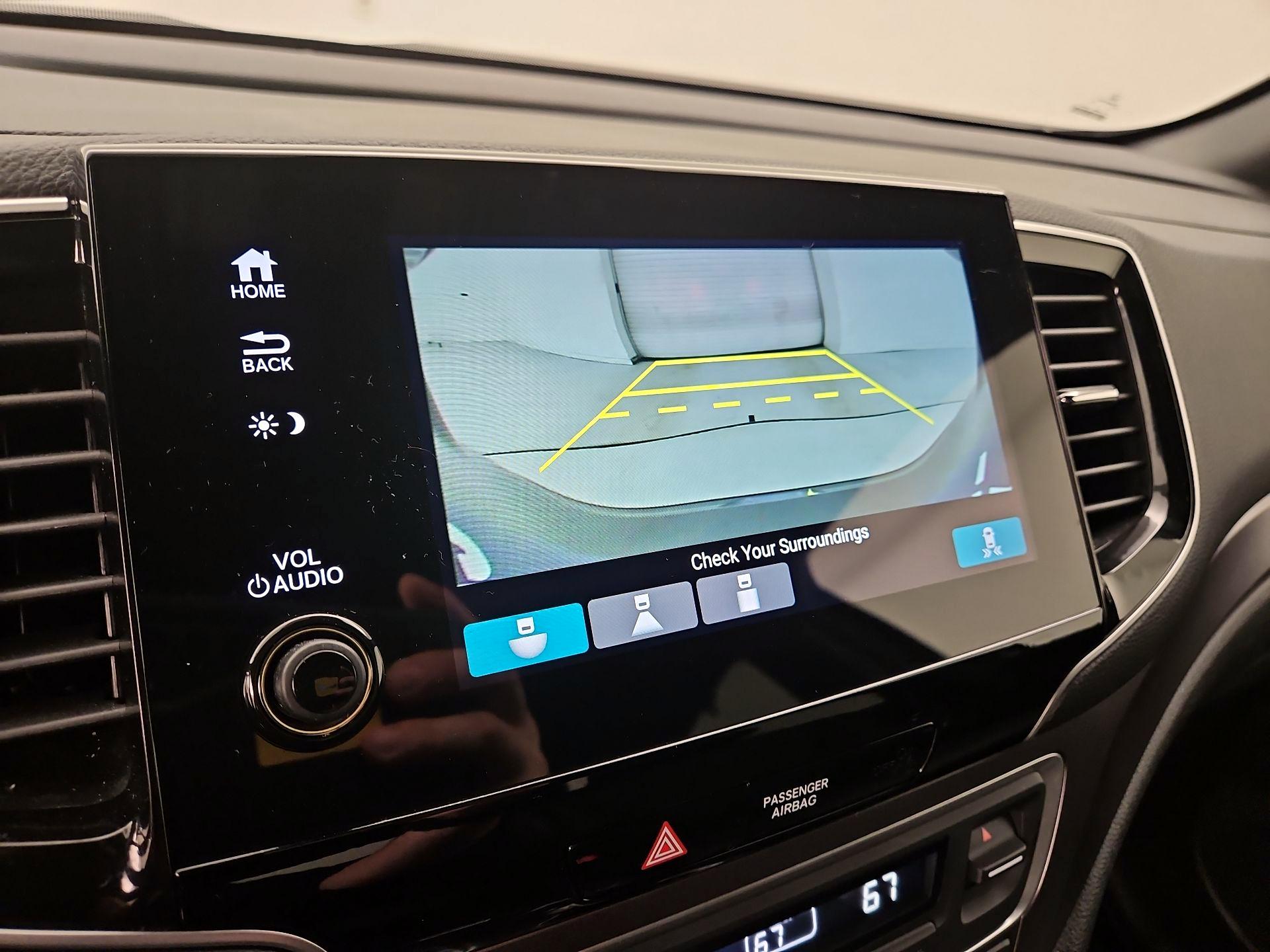 Thumbnail: 2019 Honda Passport - 14