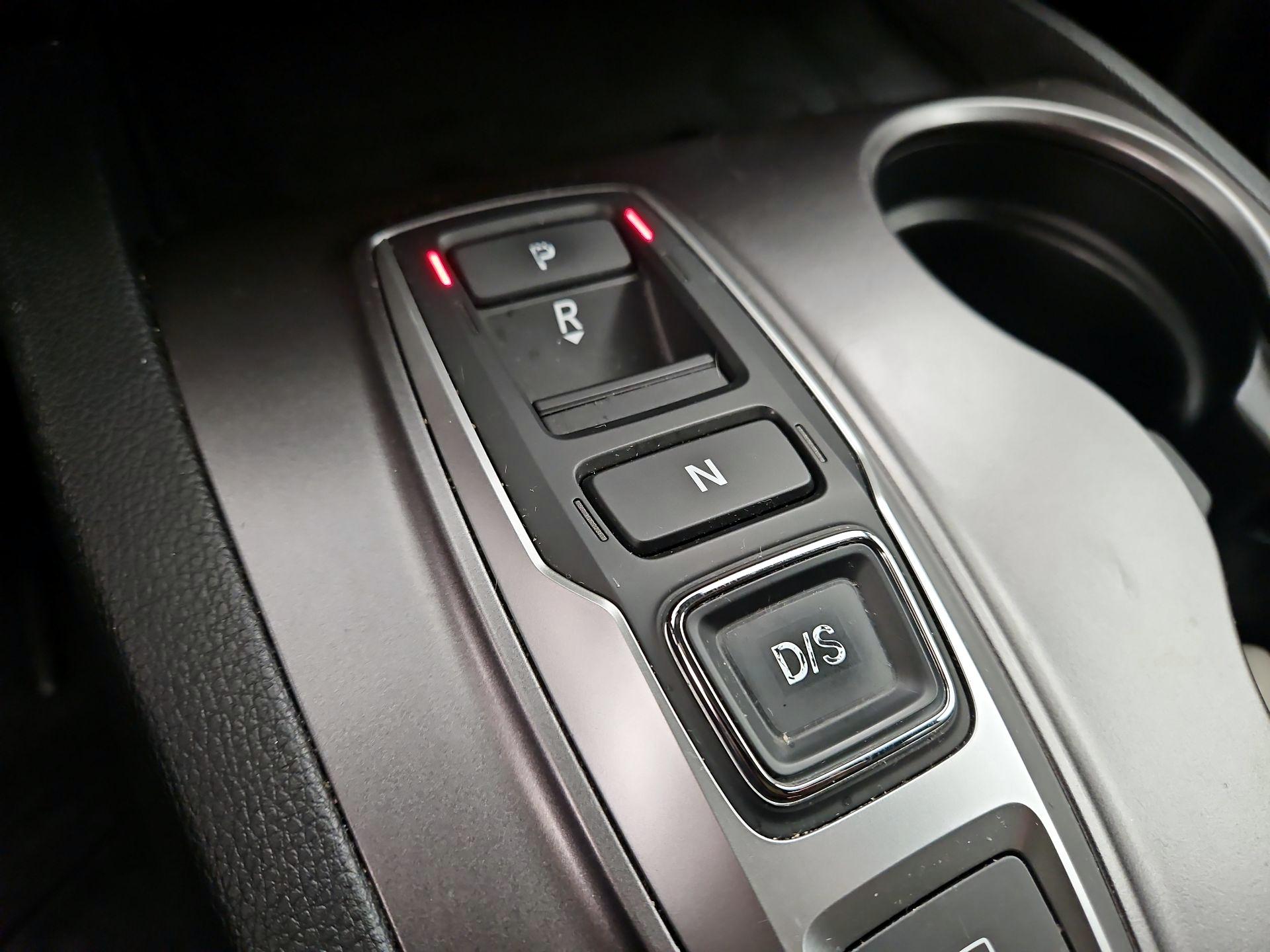 Thumbnail: 2019 Honda Passport - 17