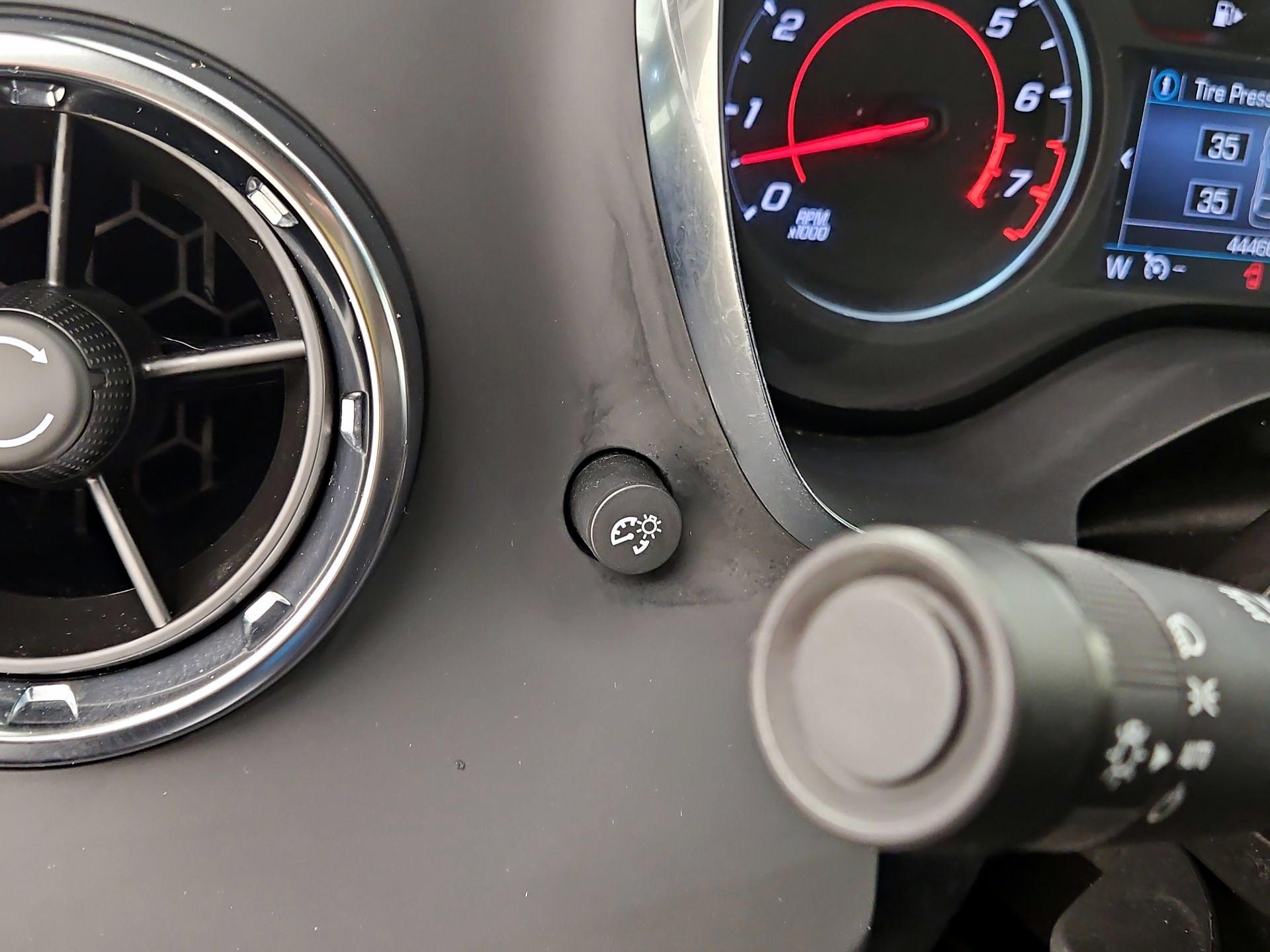 Thumbnail: 2023 Chevrolet Camaro - 13