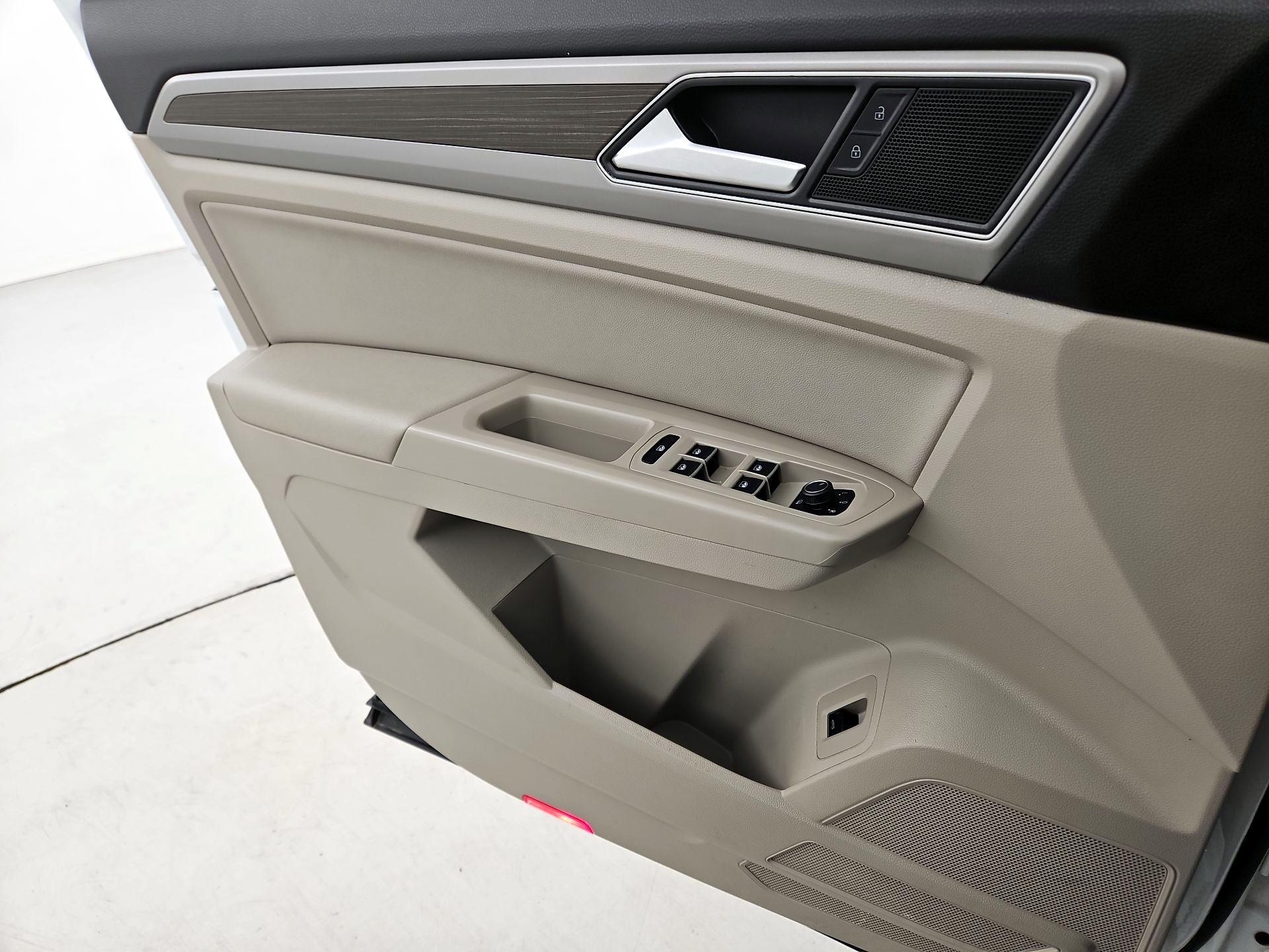 Thumbnail: 2019 Volkswagen Atlas - 12