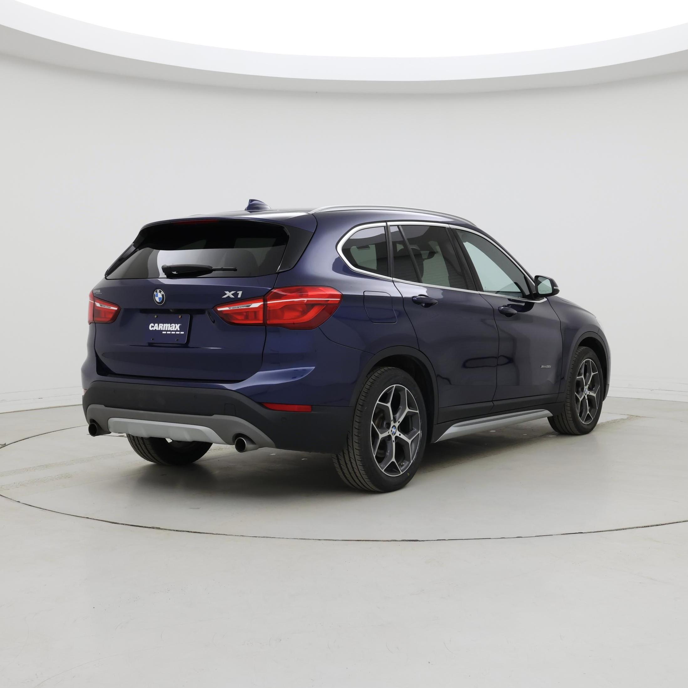 Thumbnail: 2016 BMW X1 - 8