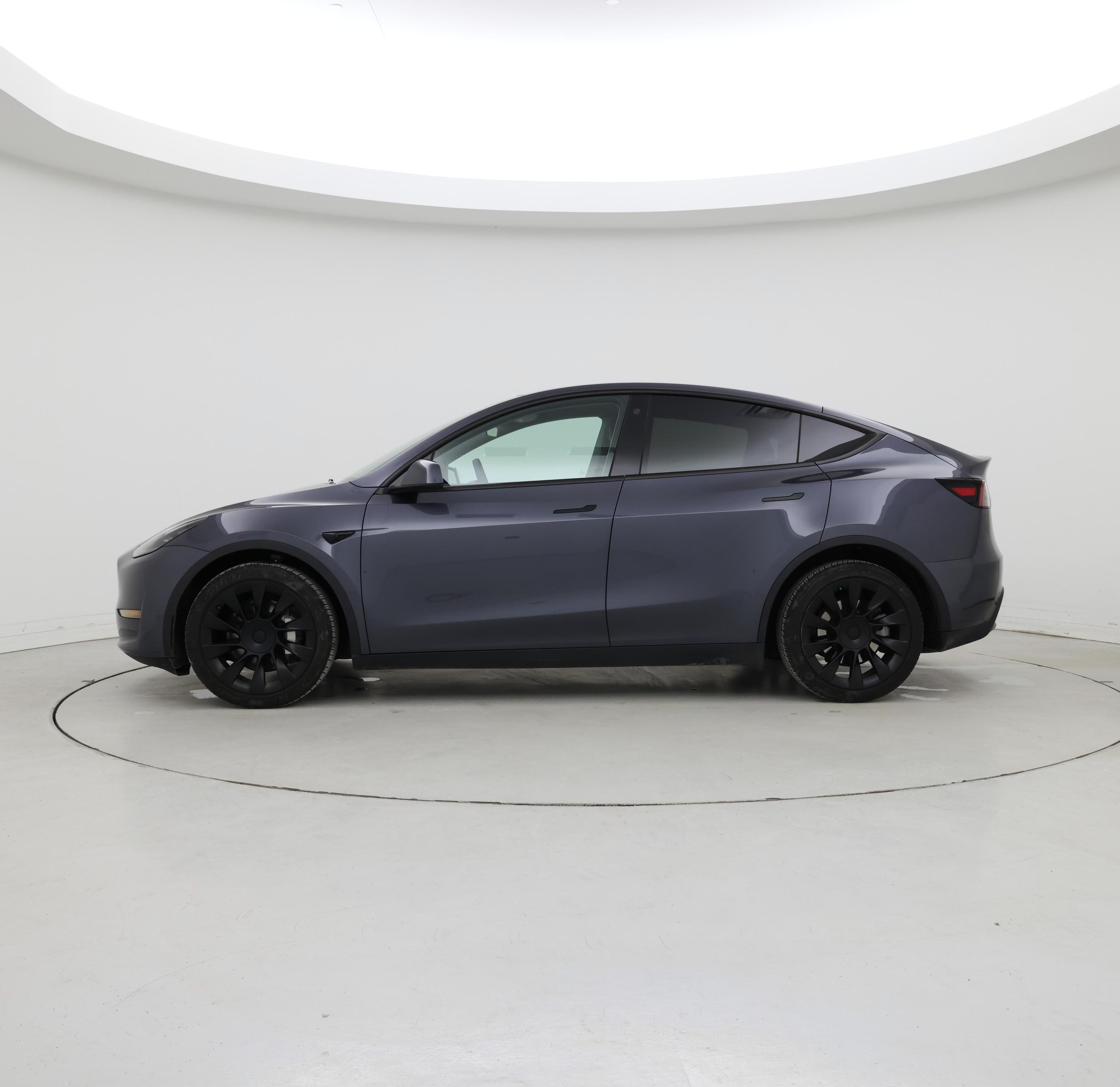 Thumbnail: 2023 Tesla Model Y - 3