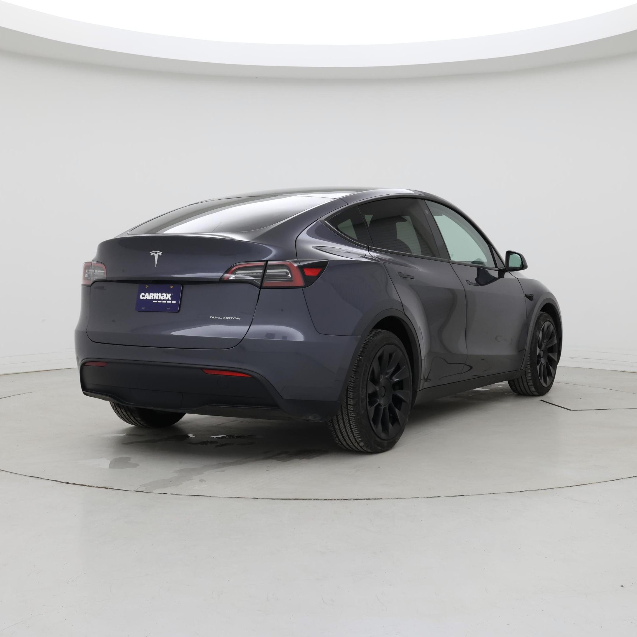 Thumbnail: 2023 Tesla Model Y - 8