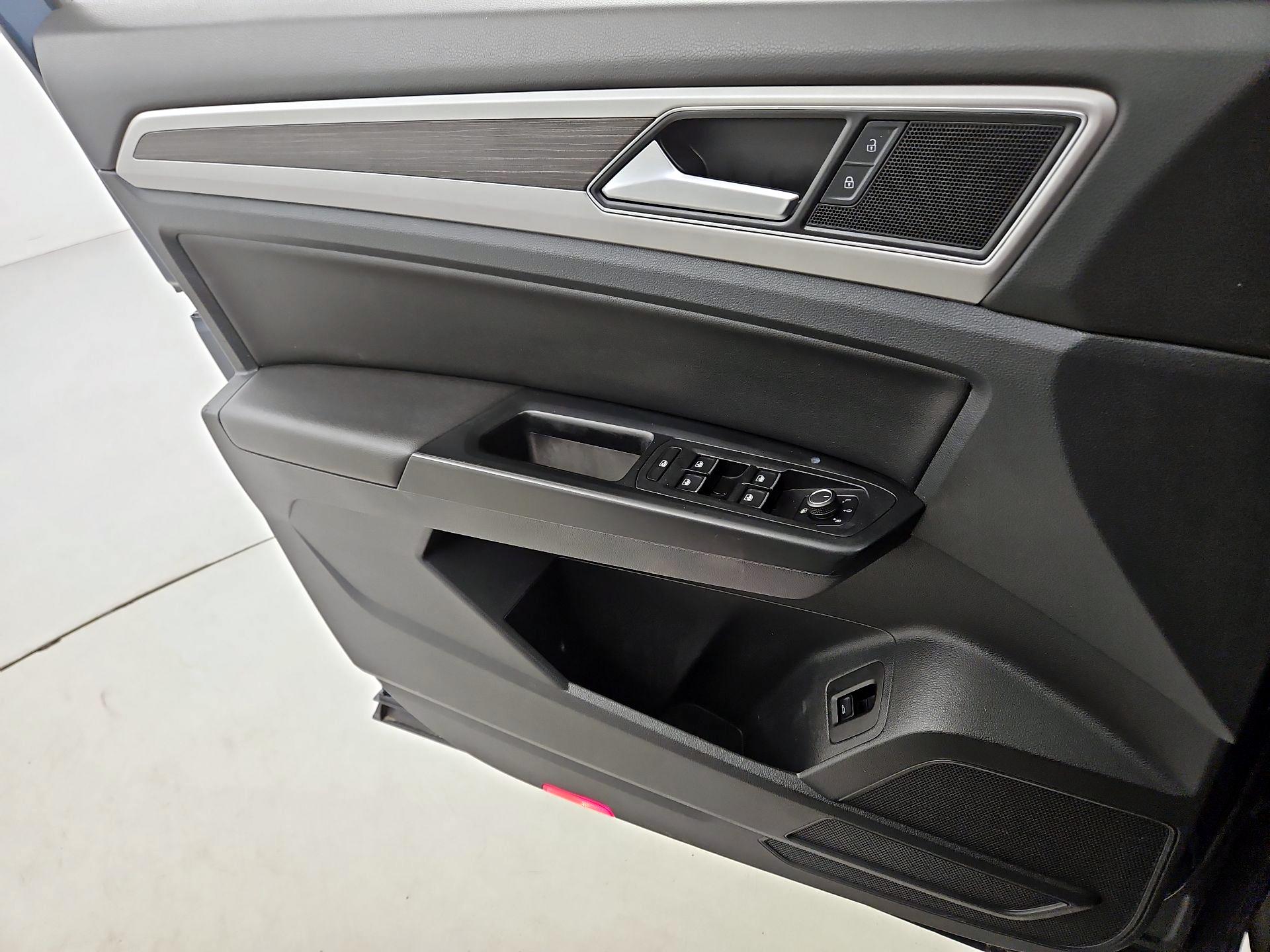 Thumbnail: 2019 Volkswagen Atlas - 12