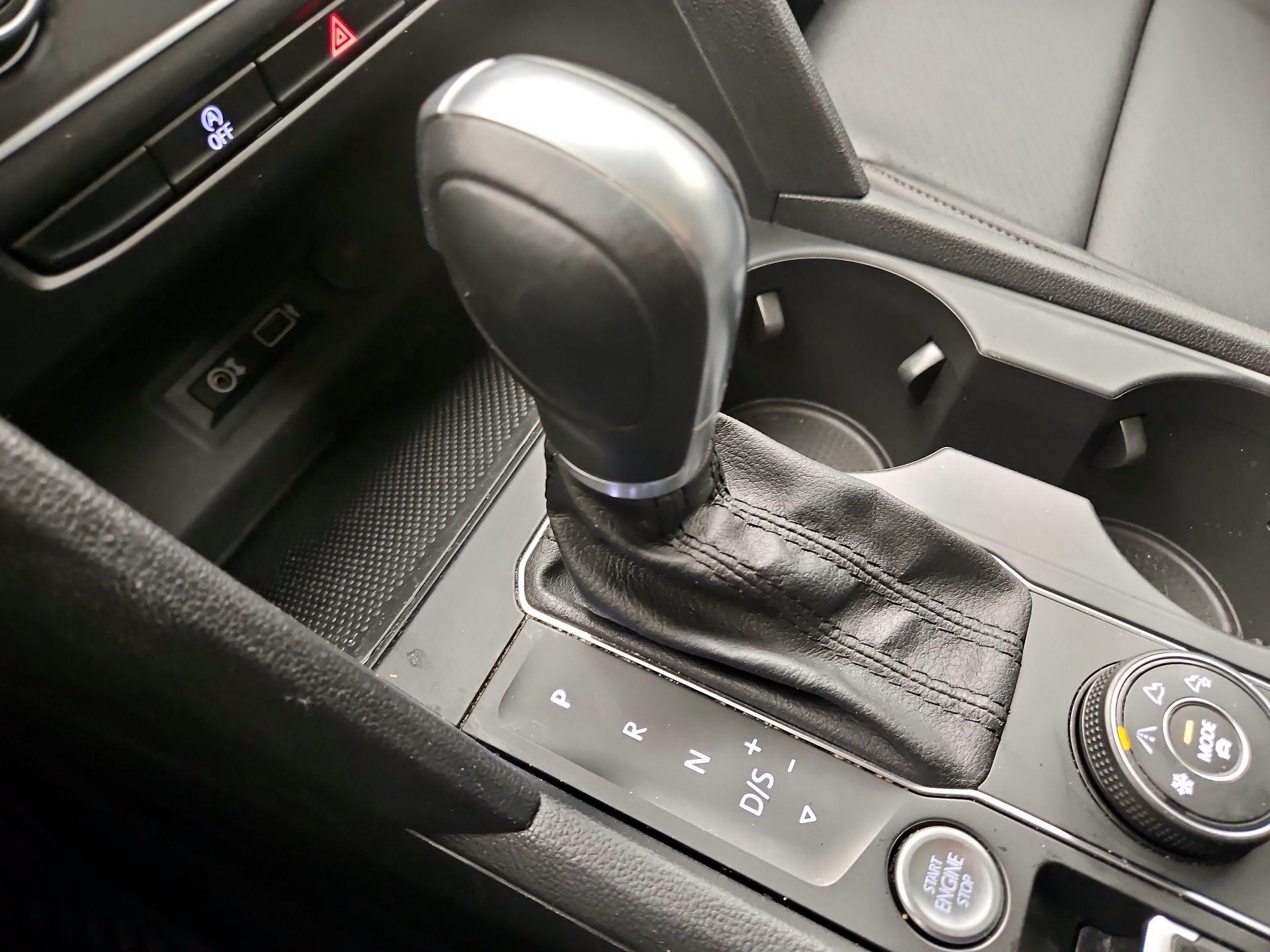 Thumbnail: 2019 Volkswagen Atlas - 17