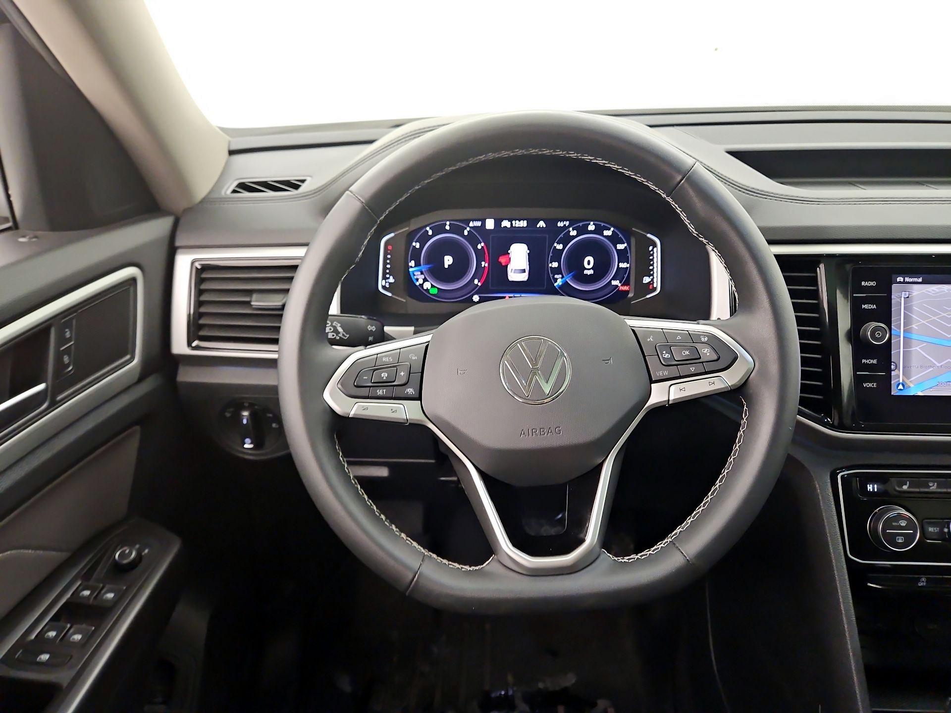 Thumbnail: 2022 Volkswagen Atlas - 10