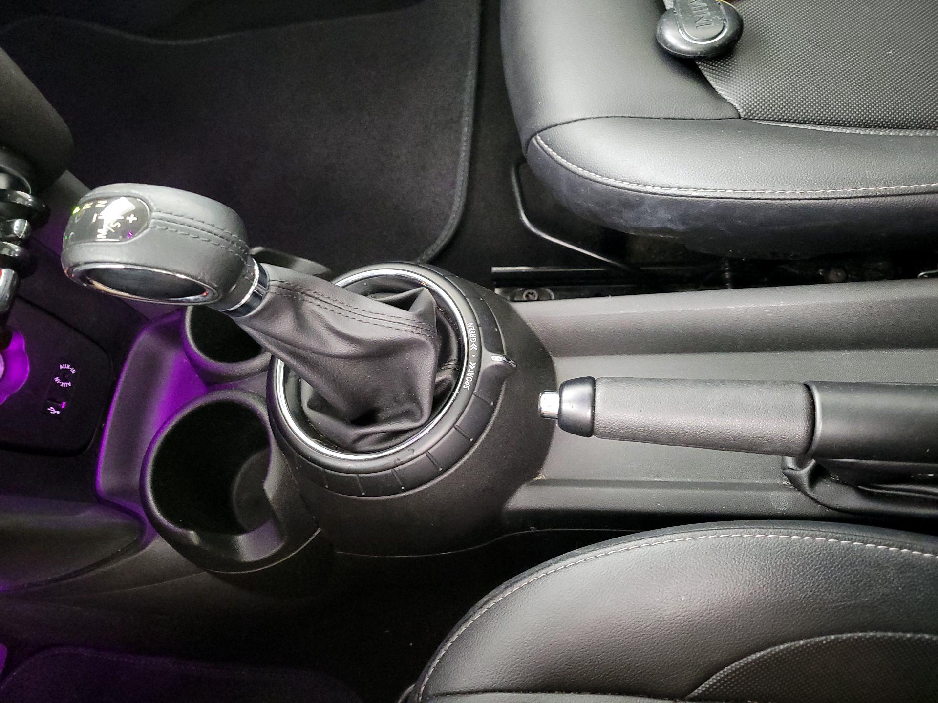 Thumbnail: 2016 MINI Cooper Hardtop - 16