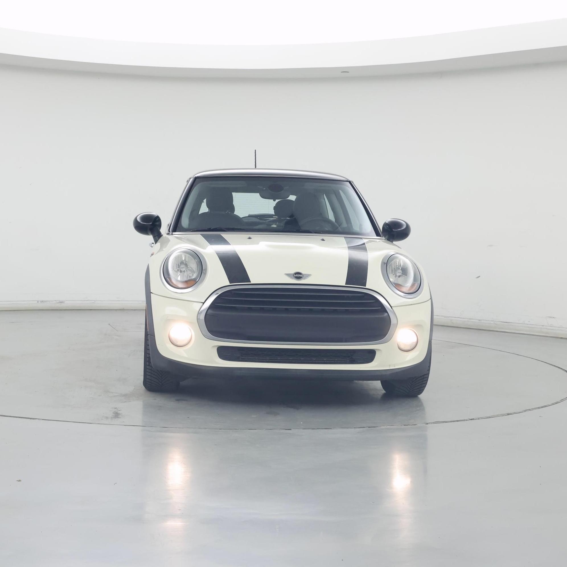Thumbnail: 2016 MINI Cooper Hardtop - 5