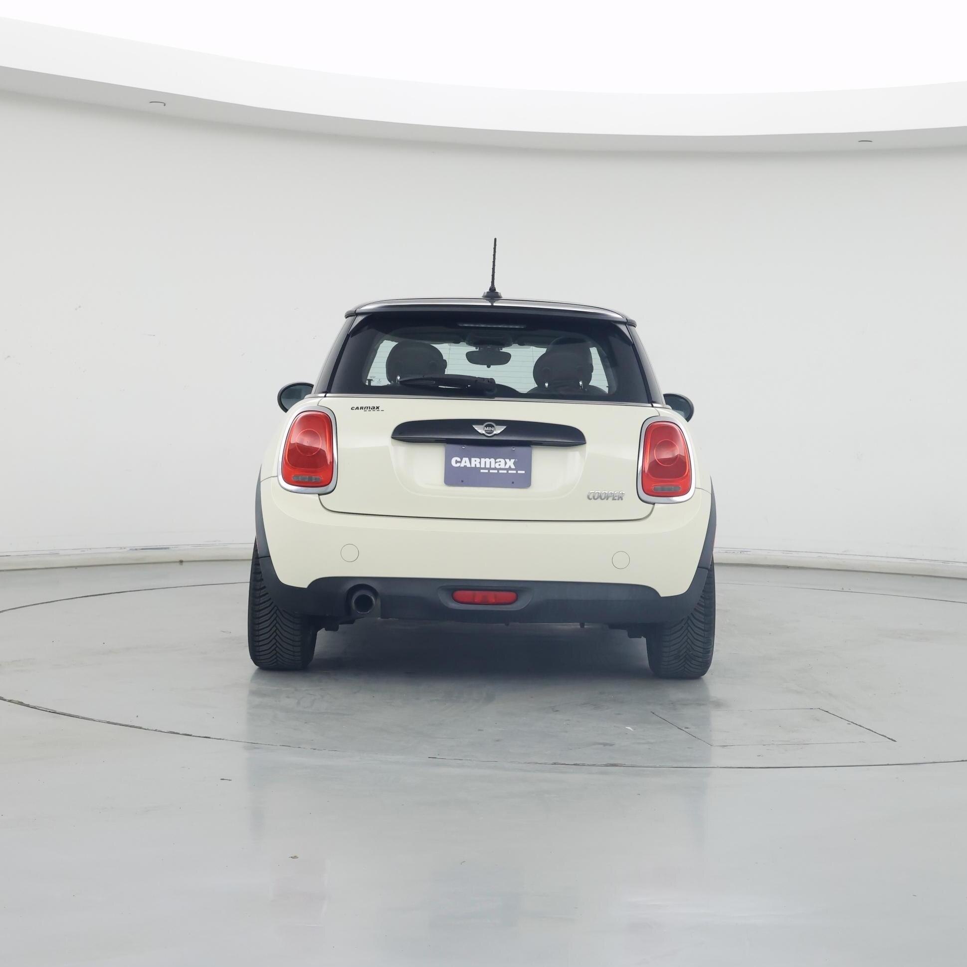 Thumbnail: 2016 MINI Cooper Hardtop - 6