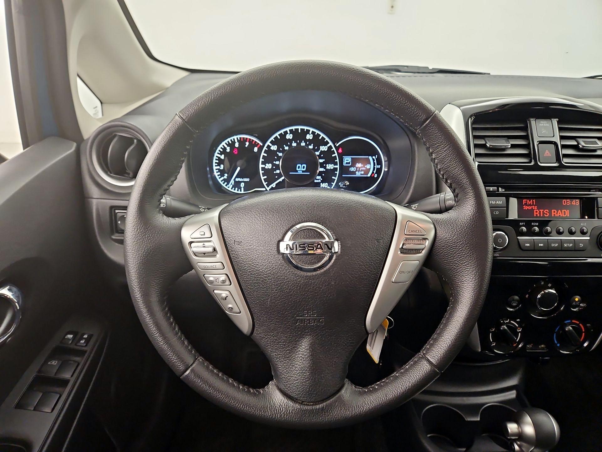 Thumbnail: 2015 Nissan Versa Note - 10