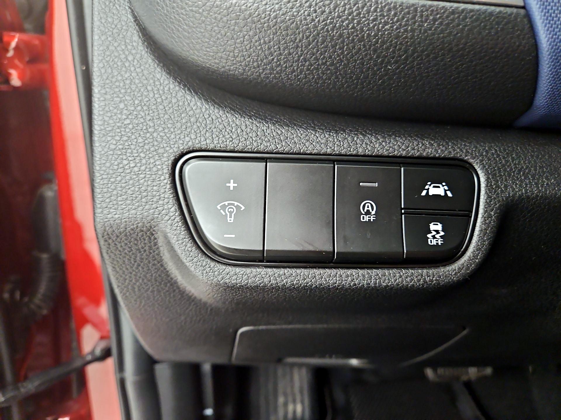 Thumbnail: 2023 Kia Seltos - 13