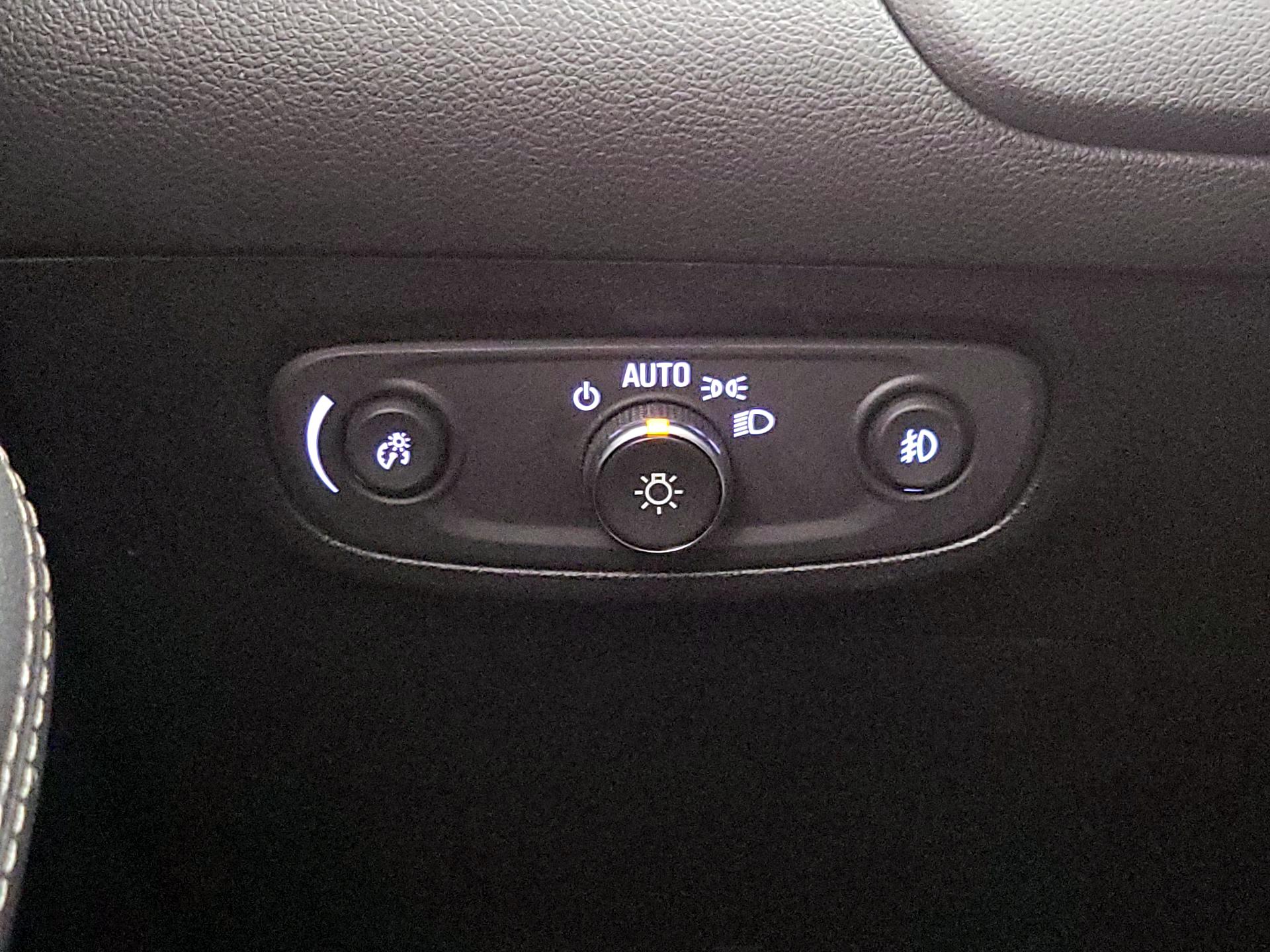 Thumbnail: 2020 Buick Encore GX - 13