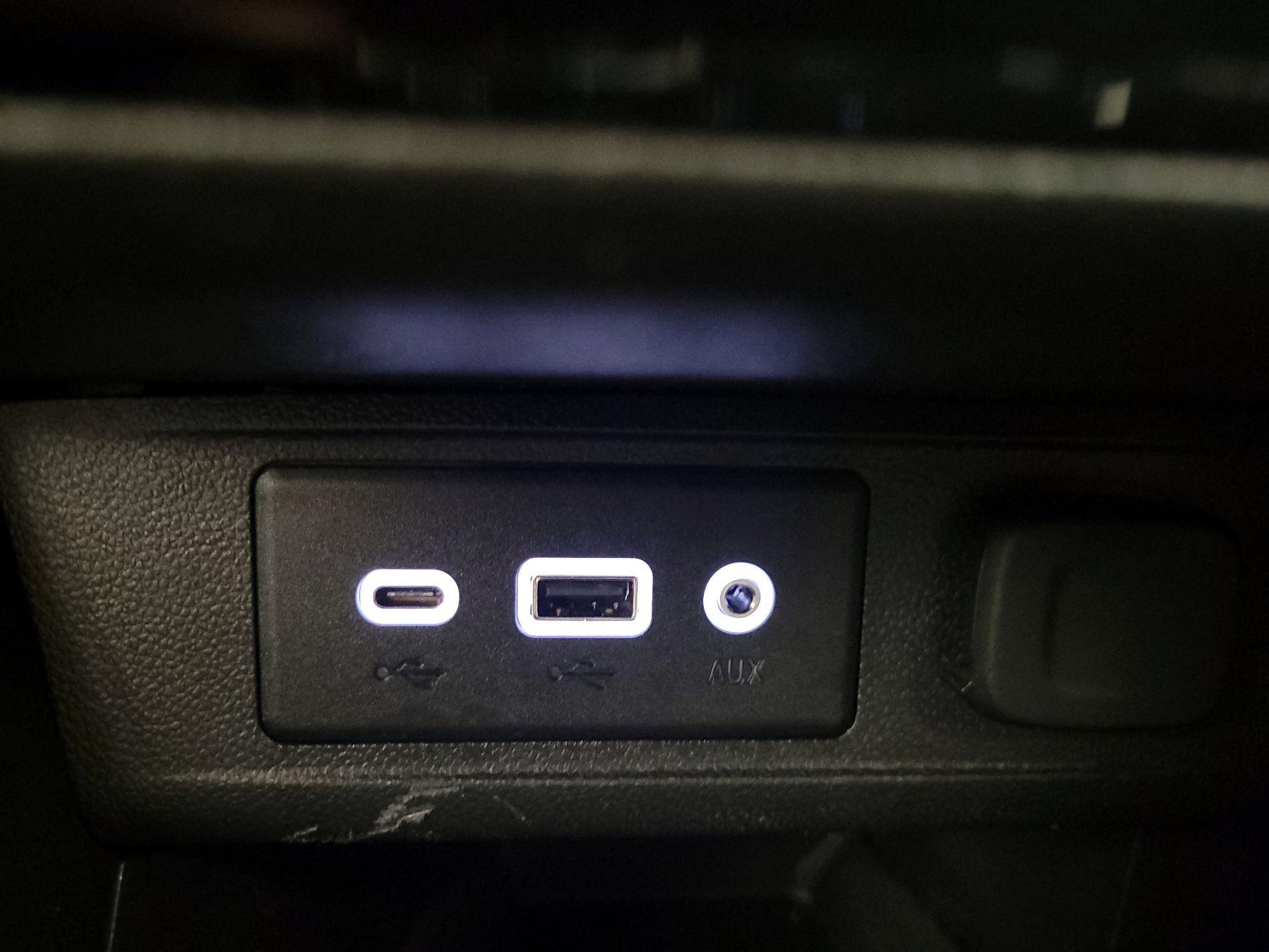 Thumbnail: 2020 Buick Encore GX - 18