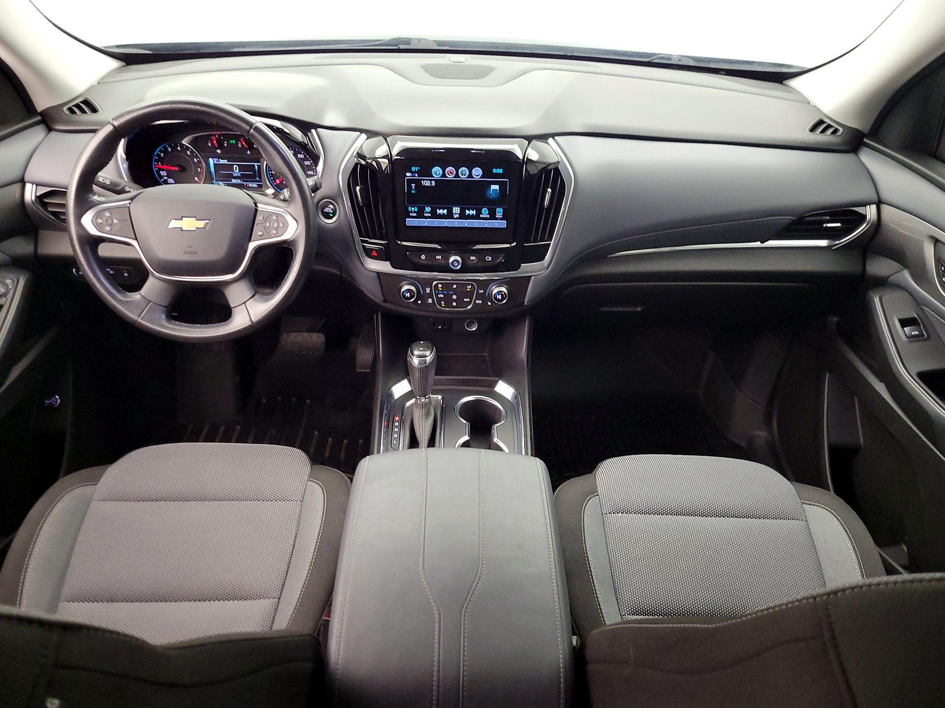 Thumbnail: 2018 Chevrolet Traverse - 9