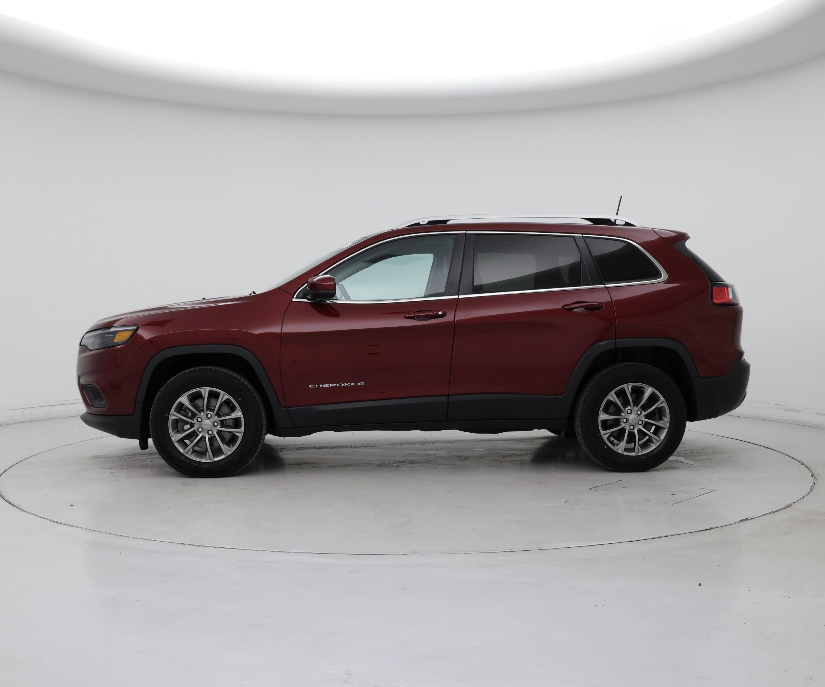 Thumbnail: 2019 Jeep Cherokee - 3