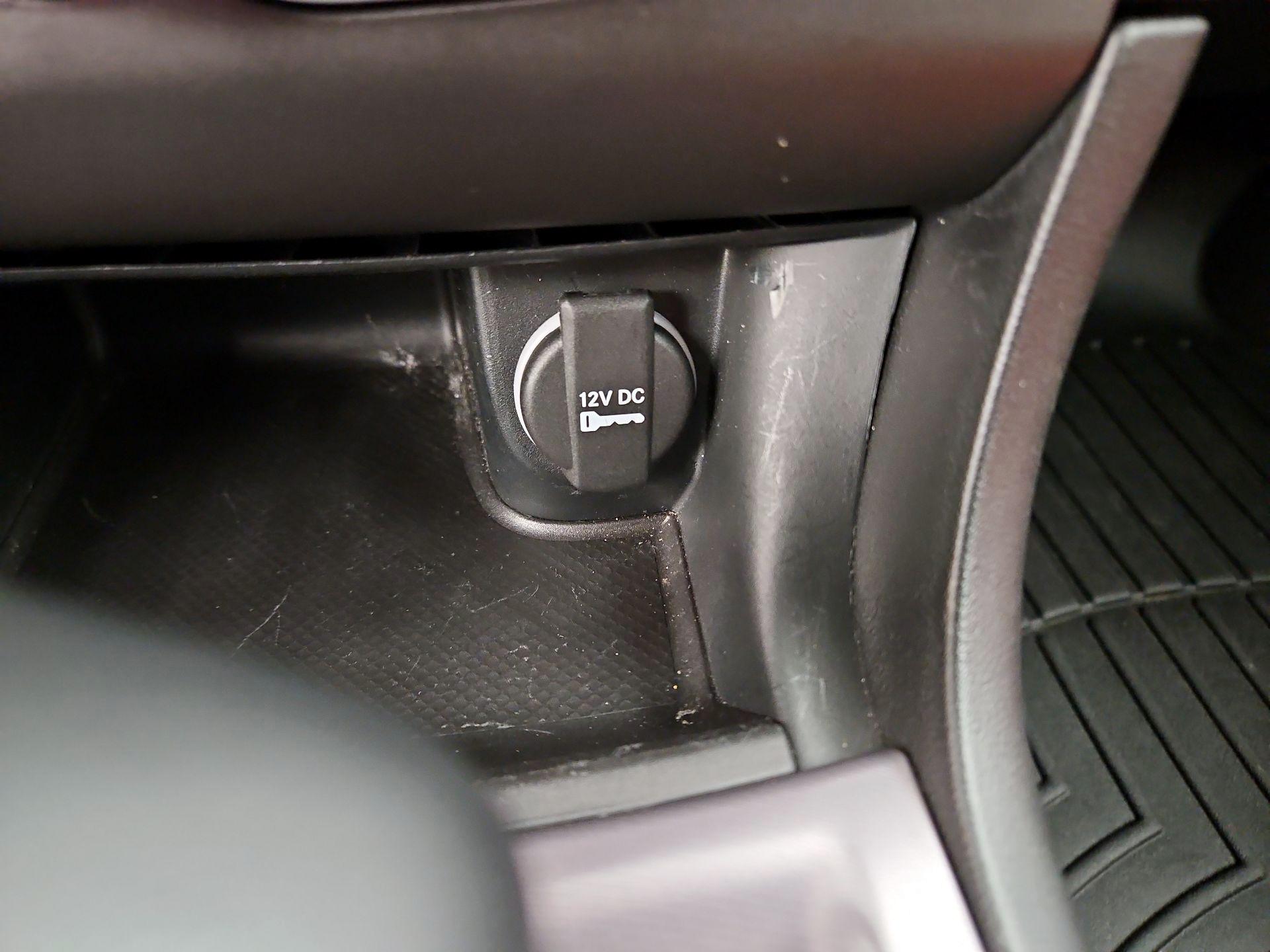 Thumbnail: 2022 Dodge Charger - 19