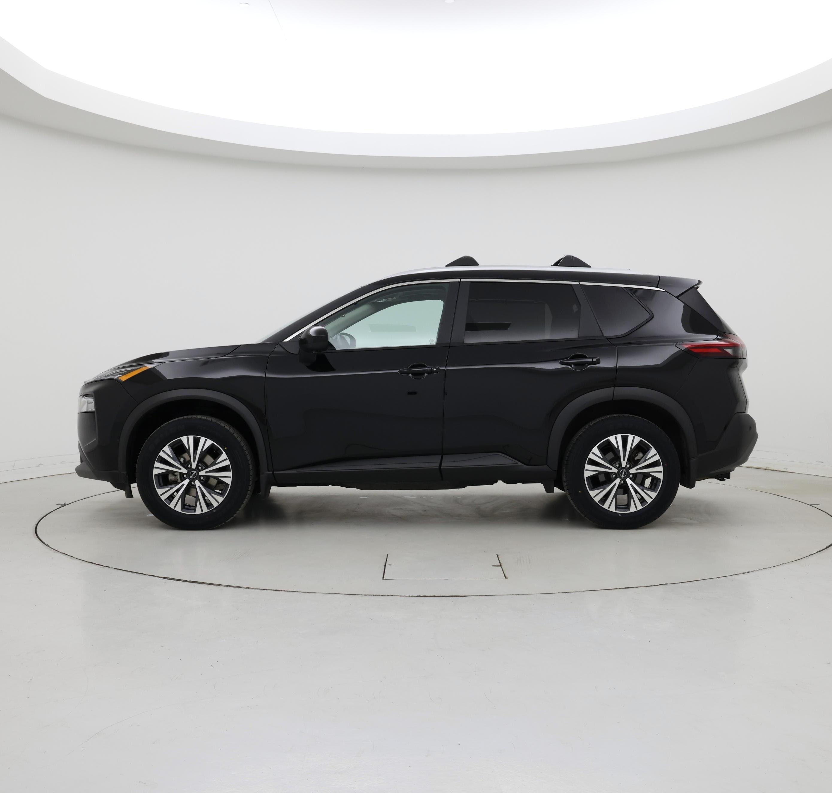 Thumbnail: 2023 Nissan Rogue - 3