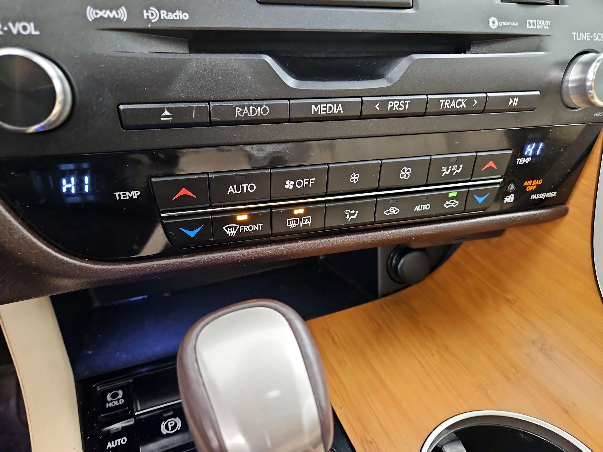 Thumbnail: 2017 Lexus RX - 17