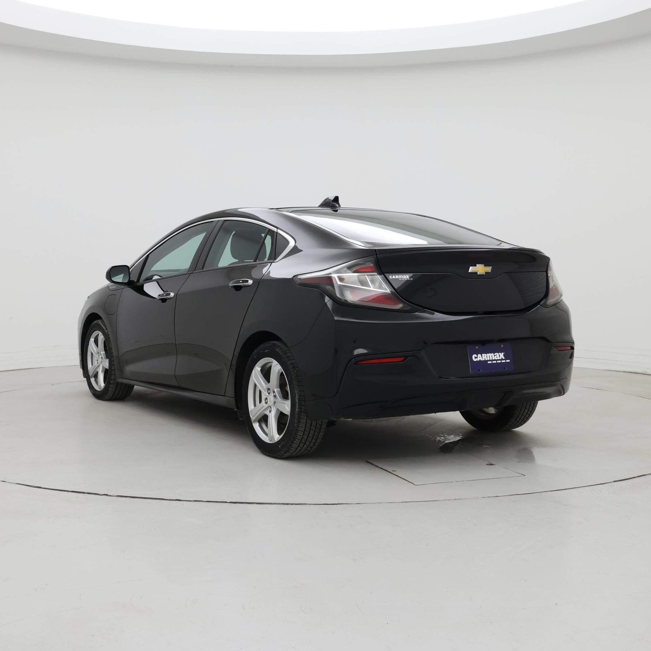 Thumbnail: 2017 Chevrolet Volt - 2