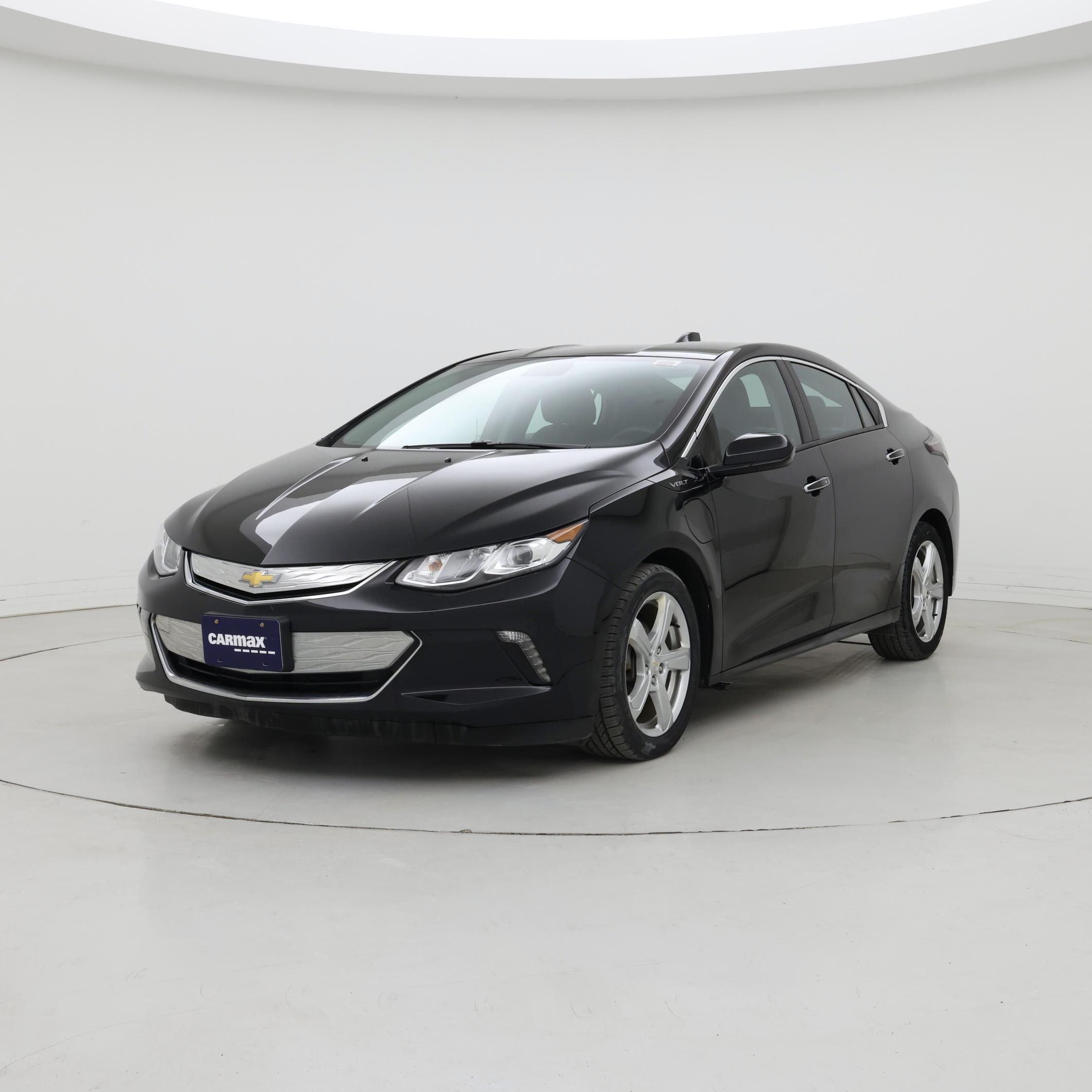 Thumbnail: 2017 Chevrolet Volt - 4