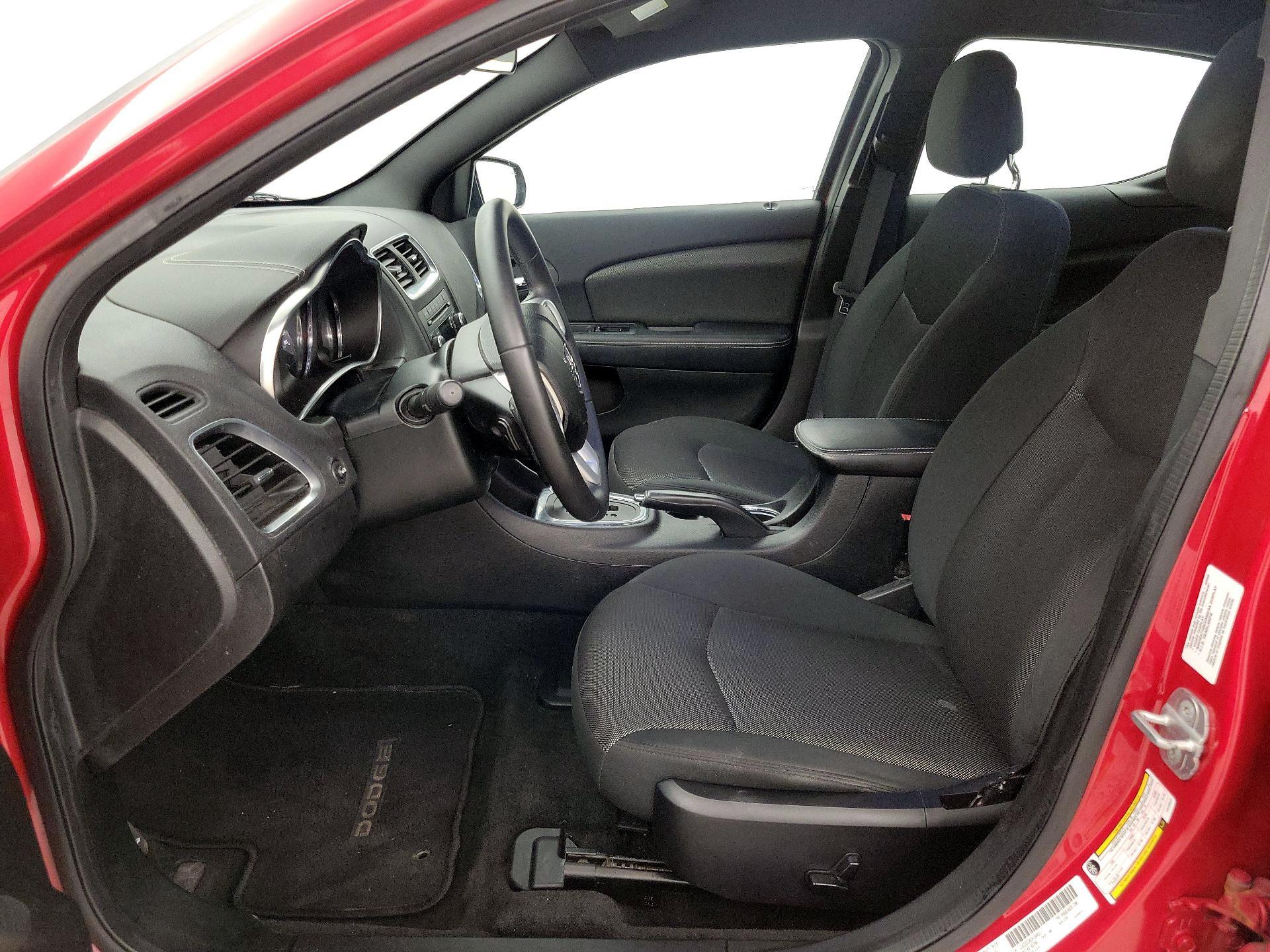 Thumbnail: 2014 Dodge Avenger - 11