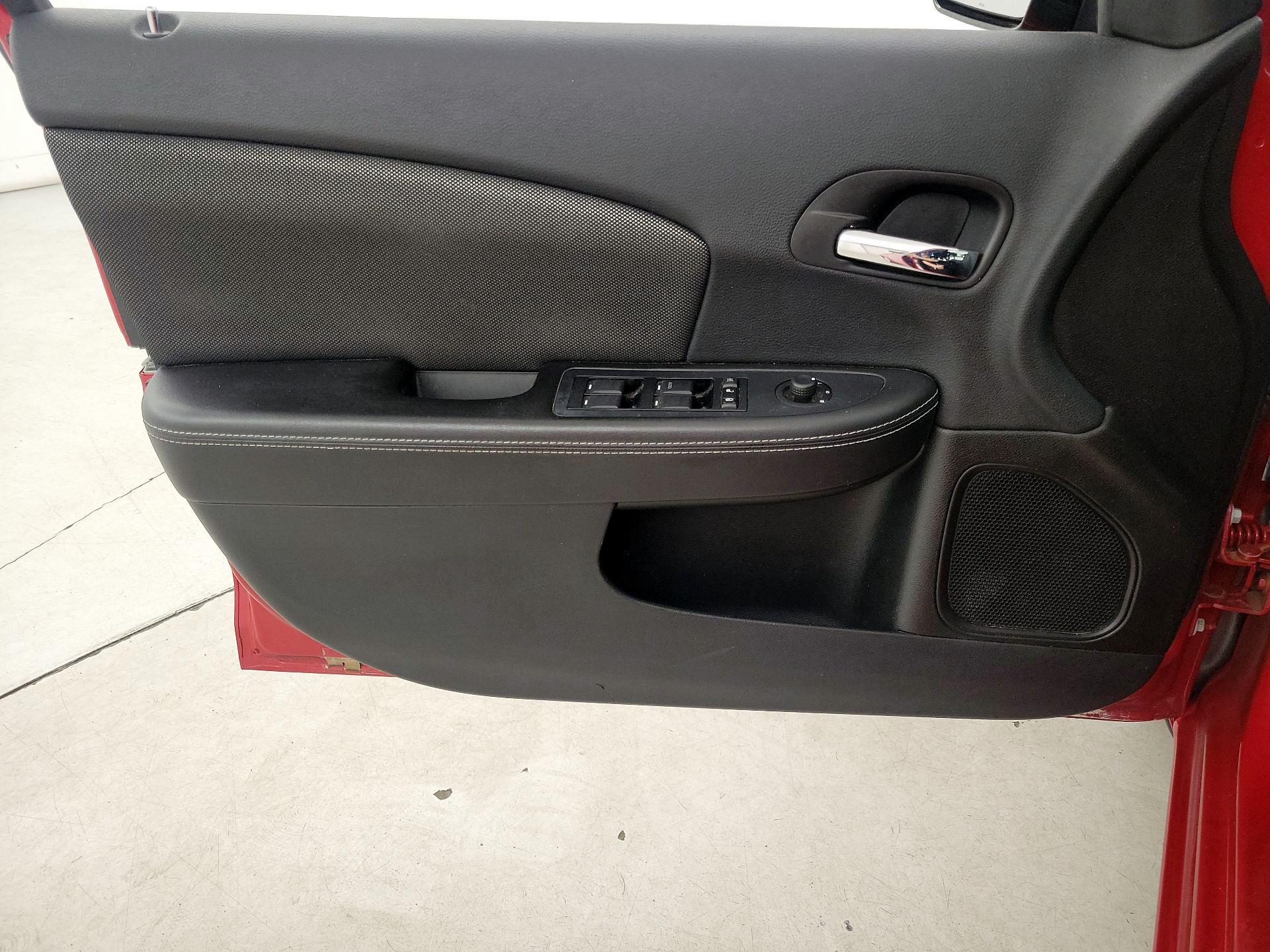 Thumbnail: 2014 Dodge Avenger - 12