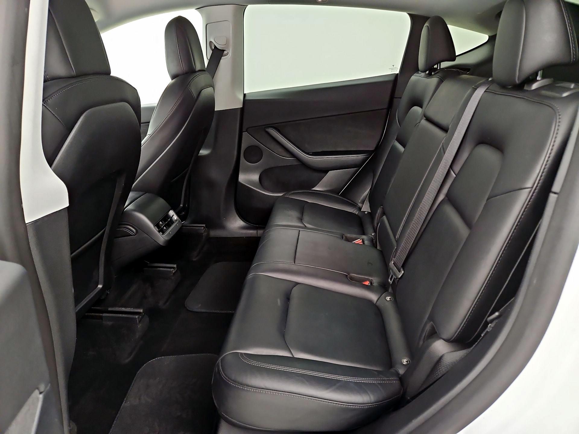 Thumbnail: 2022 Tesla Model Y - 18