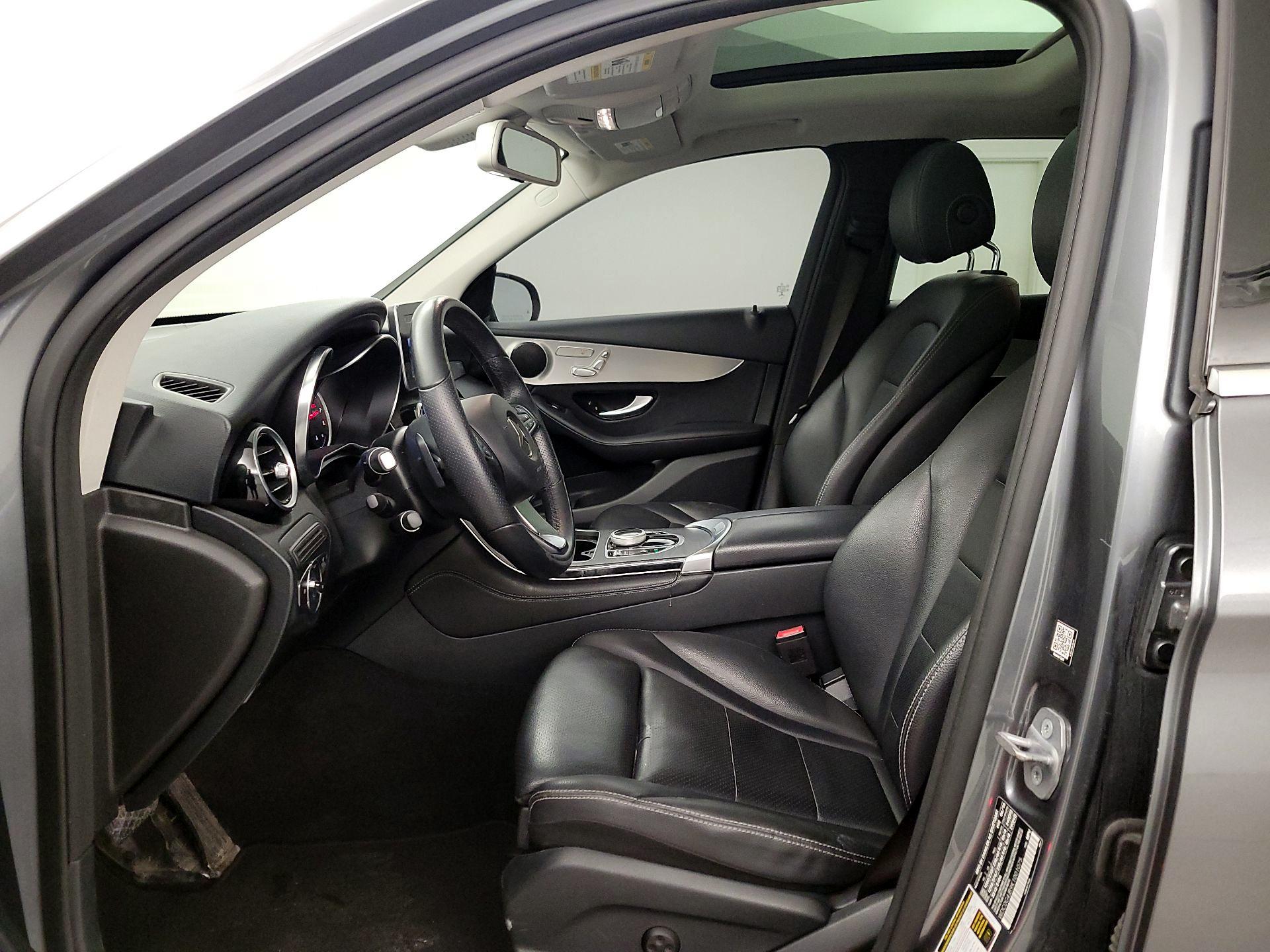 Thumbnail: 2019 Mercedes-Benz GLC - 11