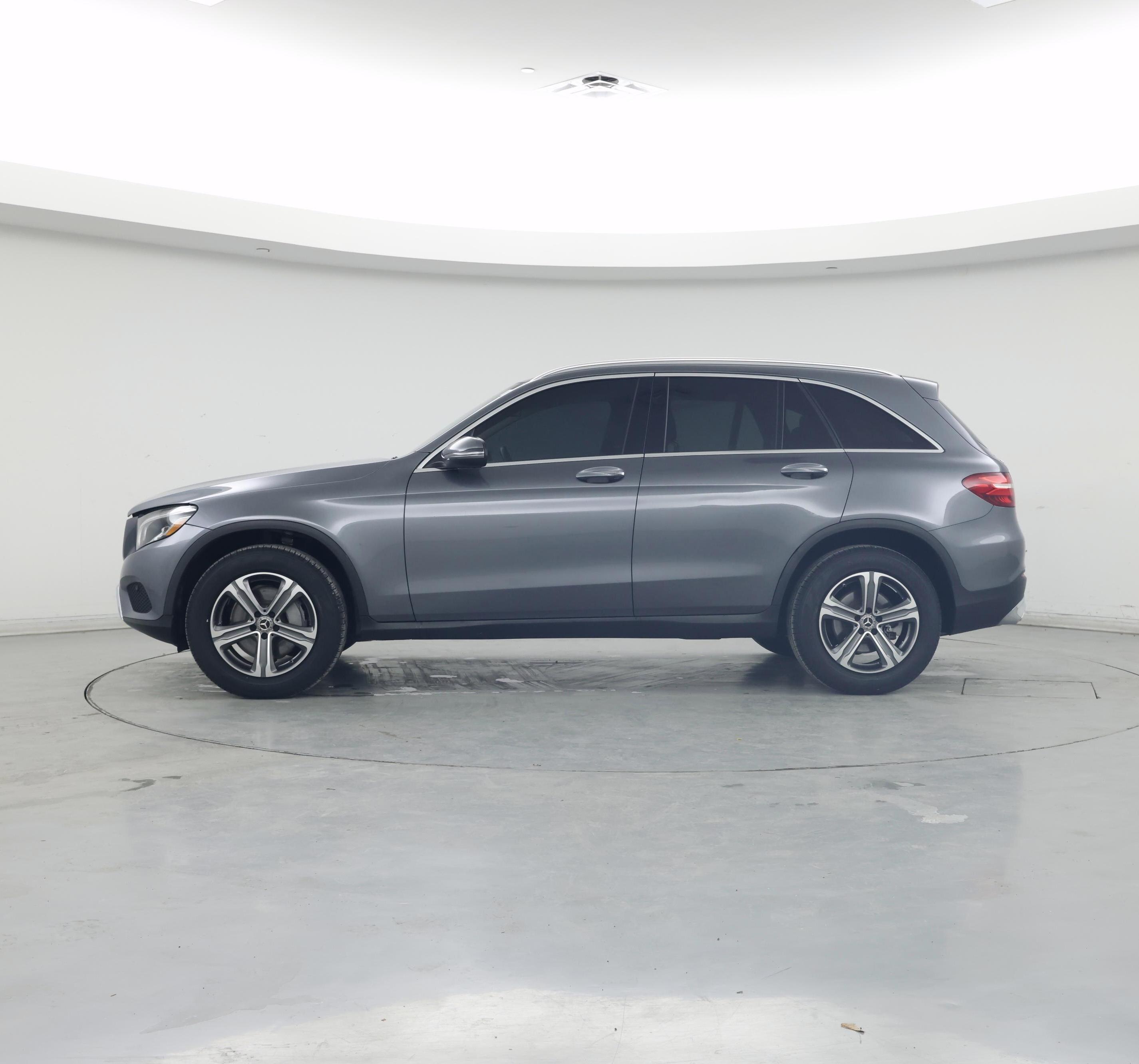 Thumbnail: 2019 Mercedes-Benz GLC - 3