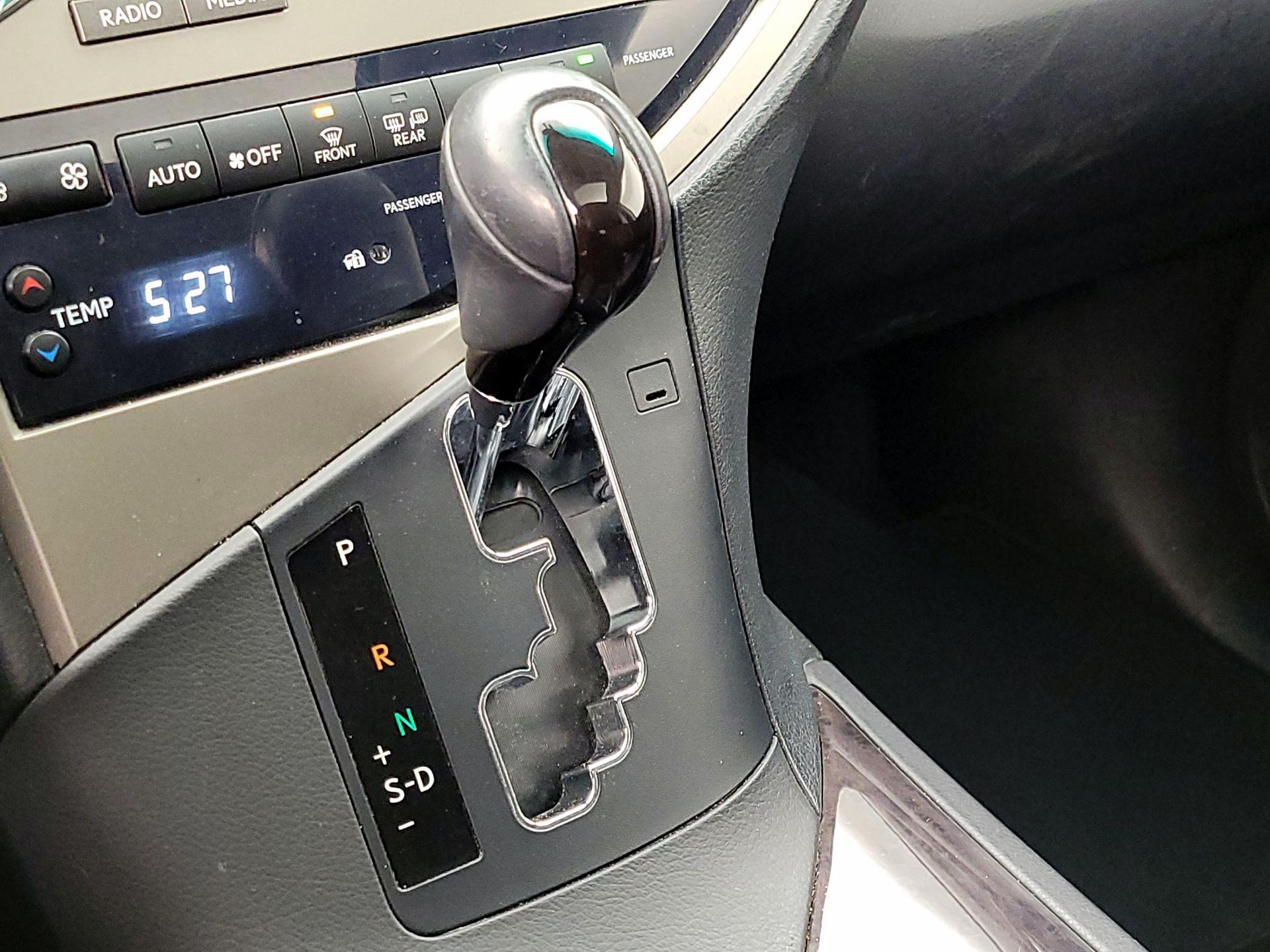 Thumbnail: 2014 Lexus RX - 18