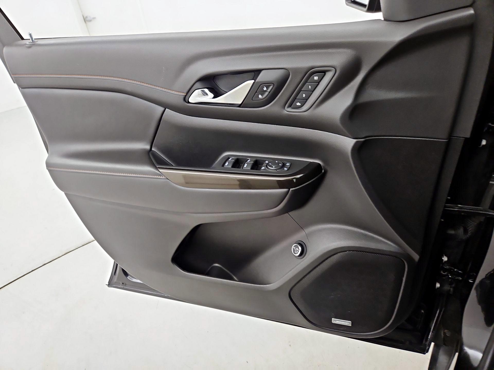 Thumbnail: 2022 GMC Acadia - 12