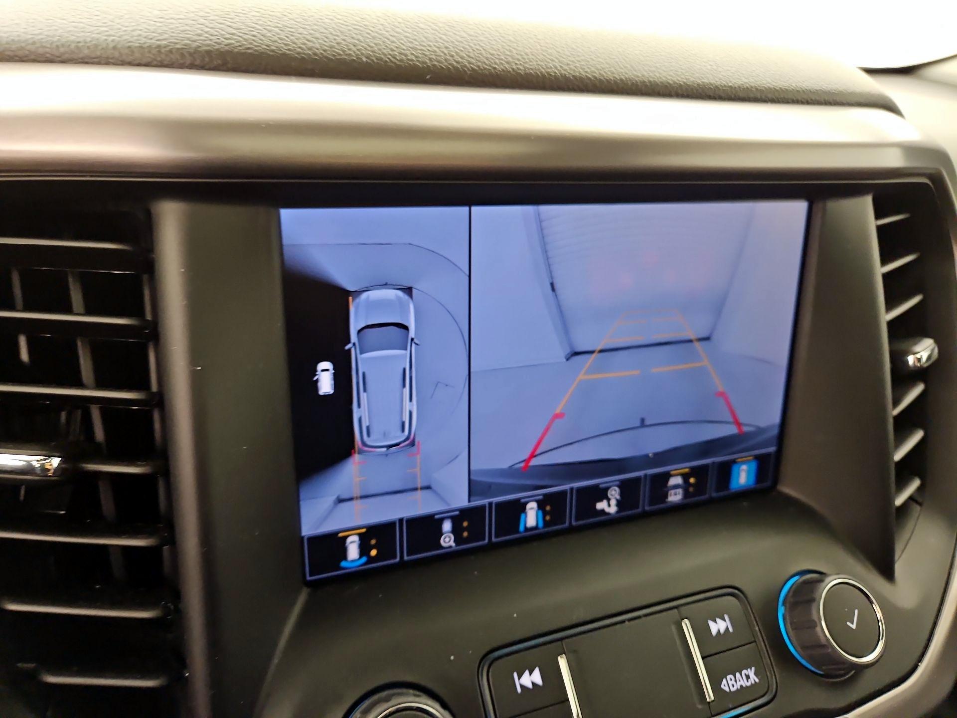 Thumbnail: 2022 GMC Acadia - 14