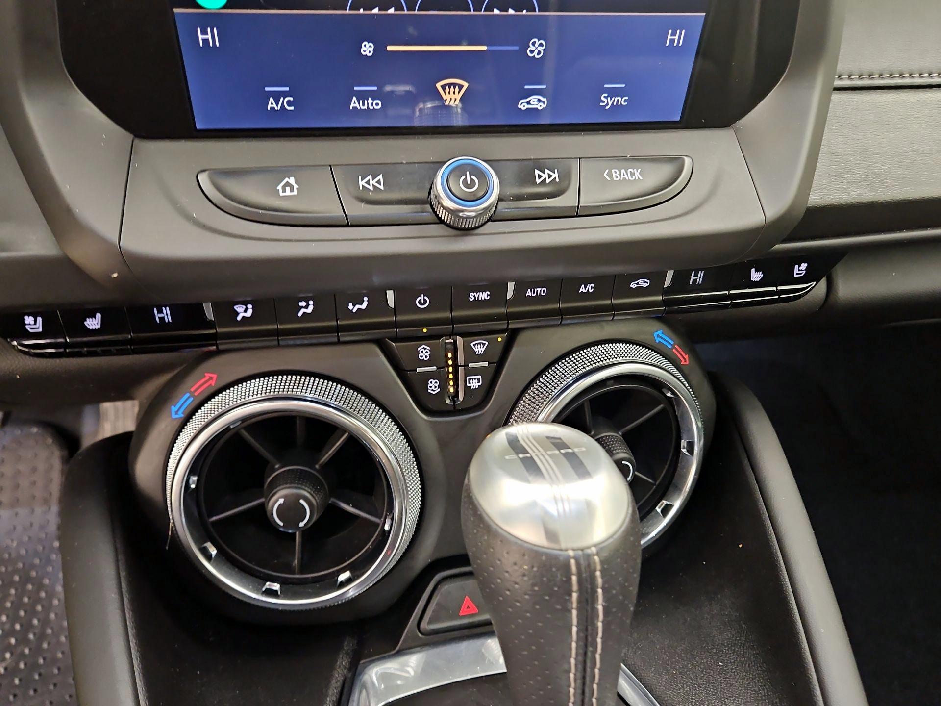 Thumbnail: 2020 Chevrolet Camaro - 17