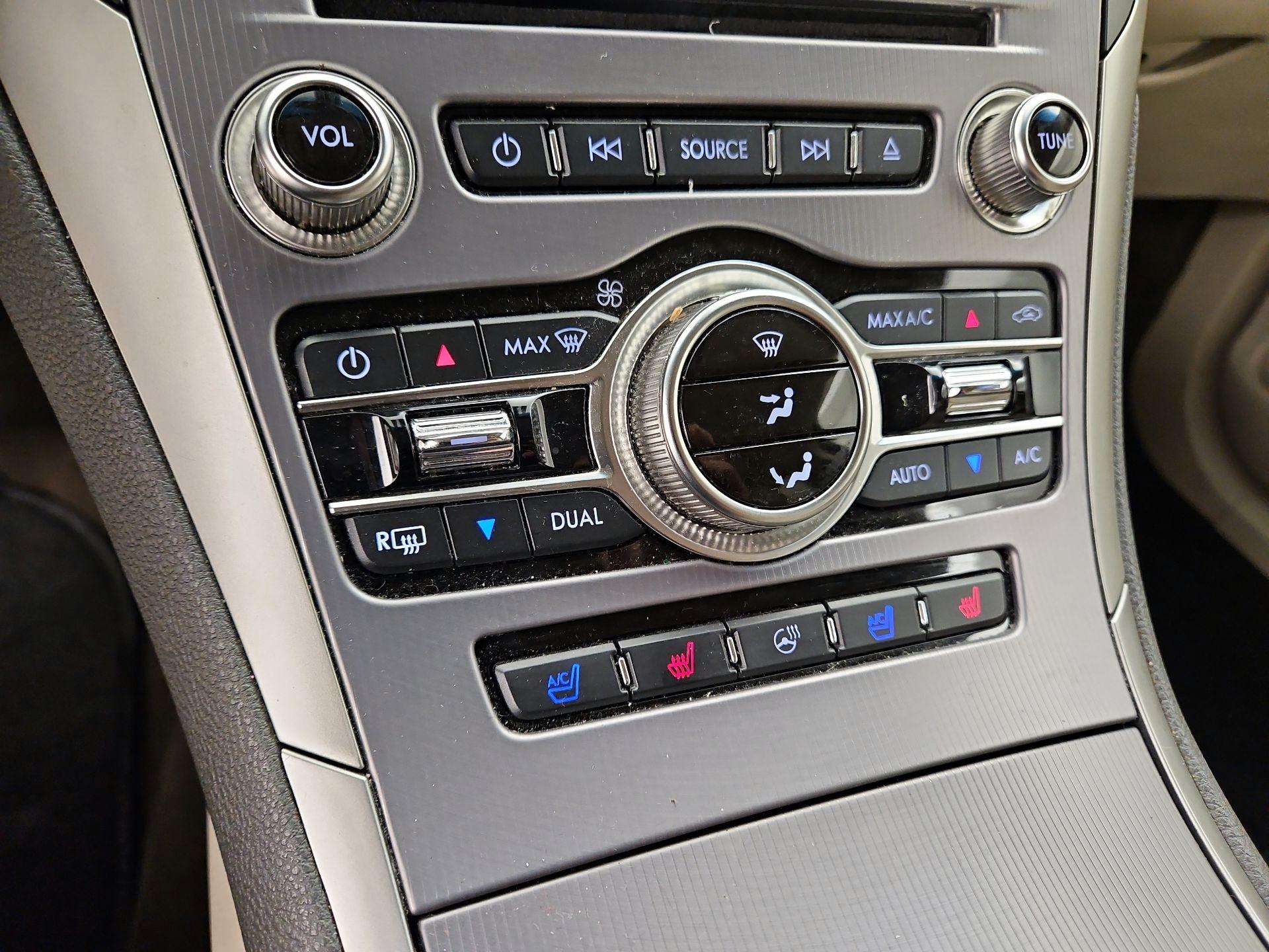 Thumbnail: 2019 Lincoln MKZ - 17