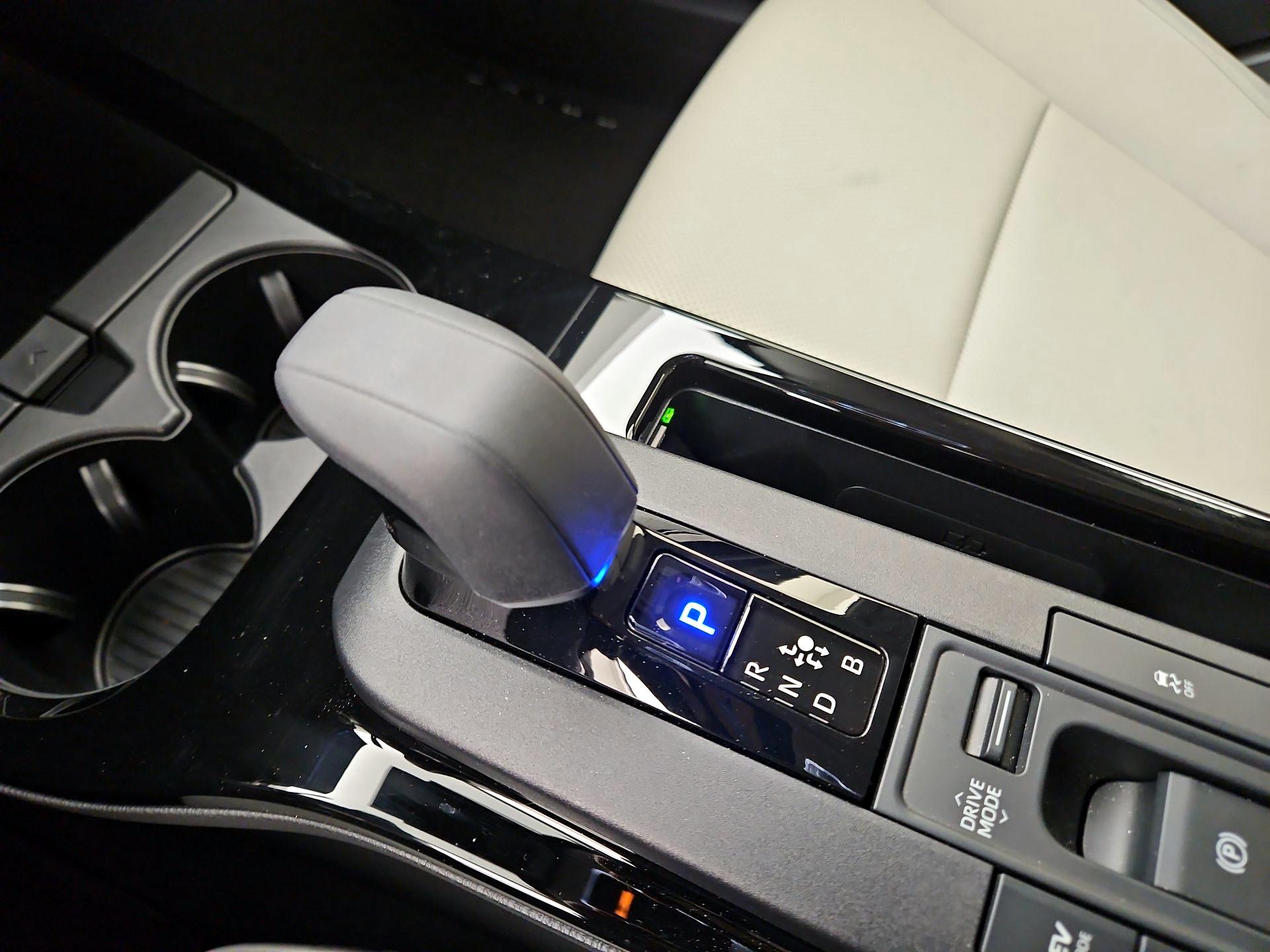 Thumbnail: 2024 Toyota Prius - 18