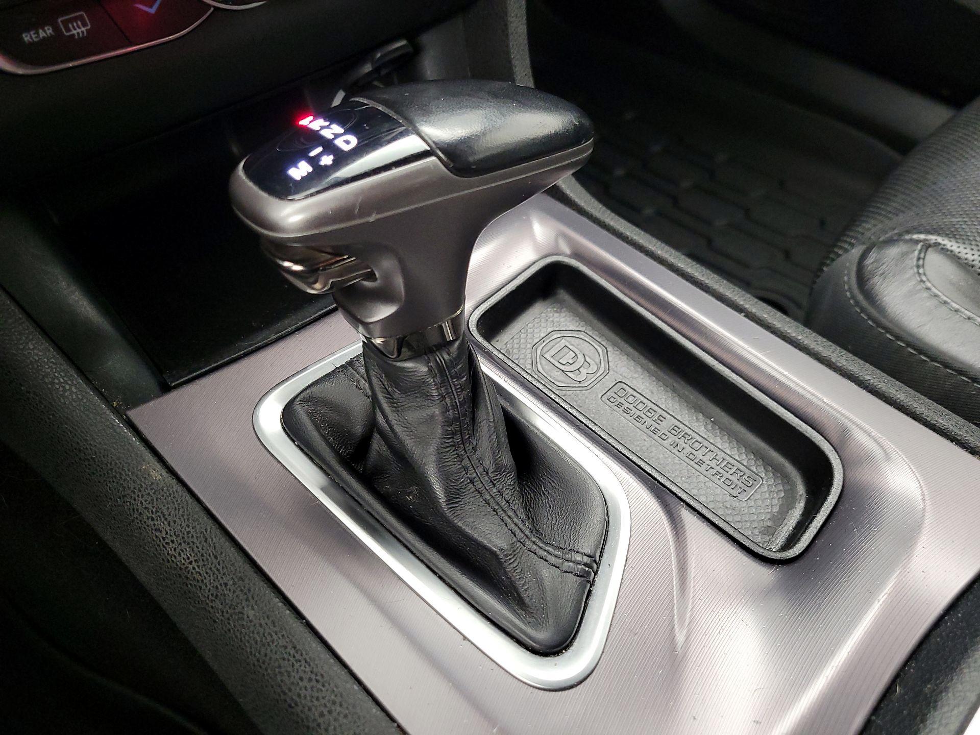 Thumbnail: 2019 Dodge Charger - 17